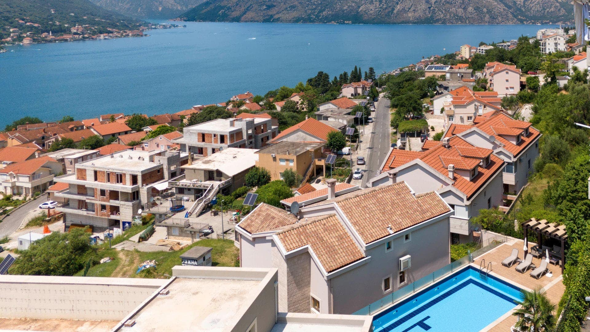 Exclusive apartments with panoramic sea view, Dobrota (31)