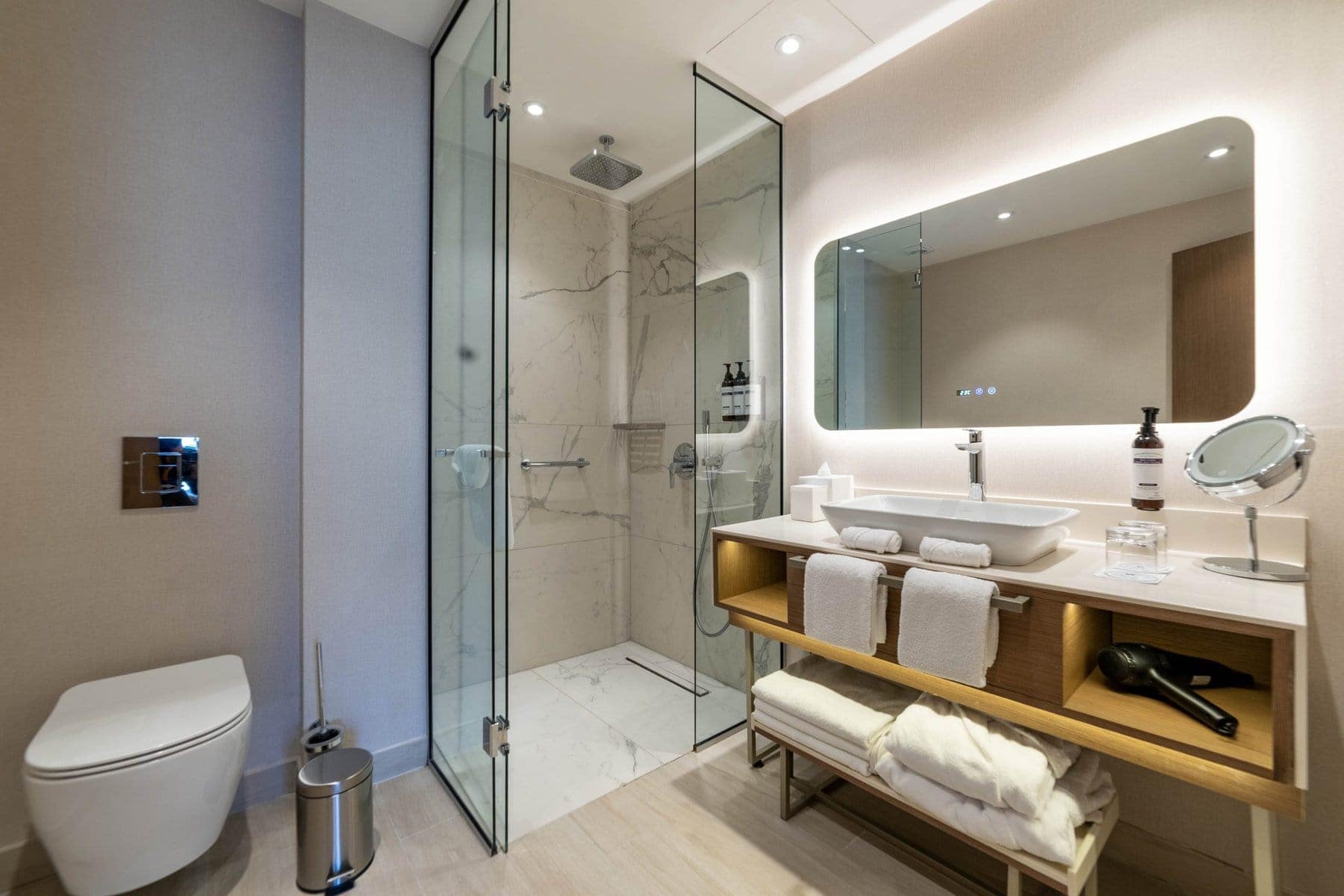 Luxury branded villa on the first line to the sea, Stoliv (9)