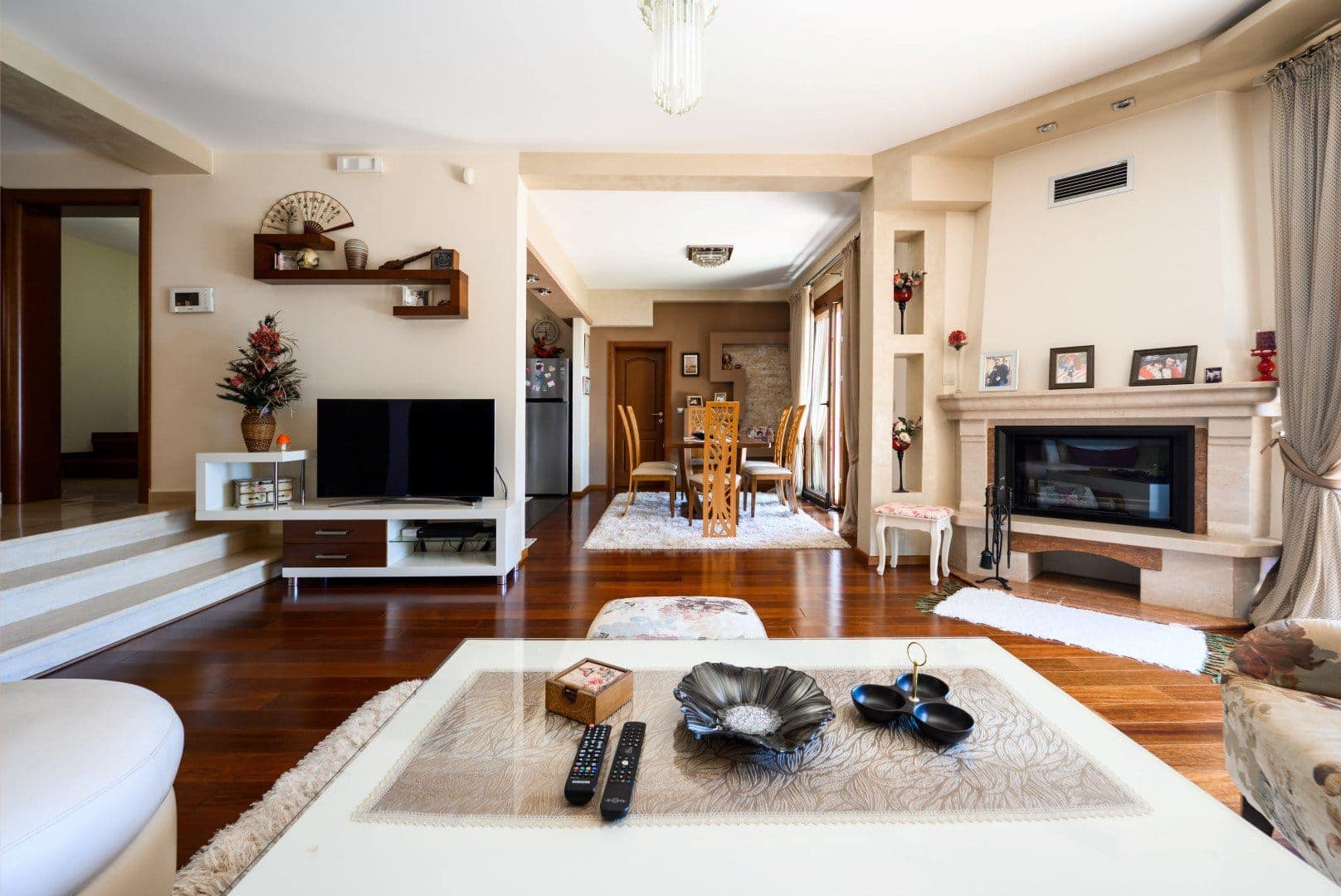 Villa with 3 apartments, Bar (9)