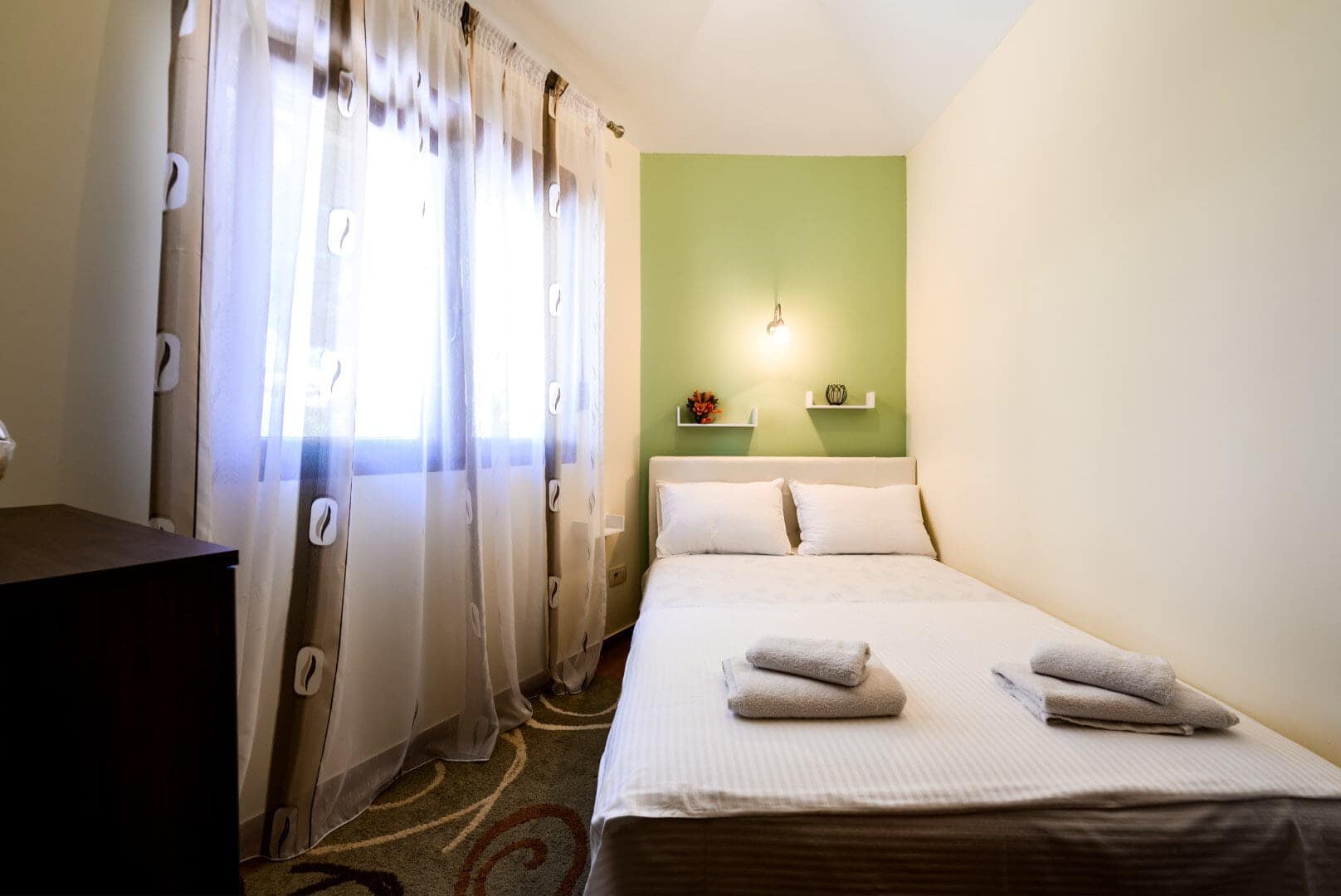 Villa with 3 apartments, Bar (19)