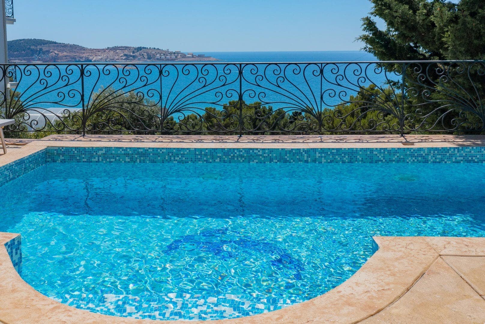 Villa with 3 apartments, Bar (26)