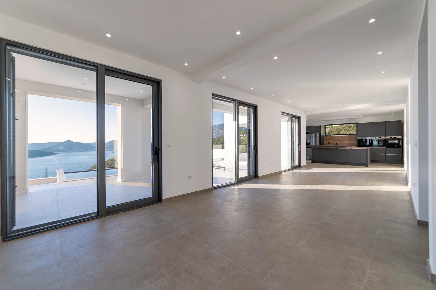 New villa with pool and panoramic sea view, Blizikuce  (7)
