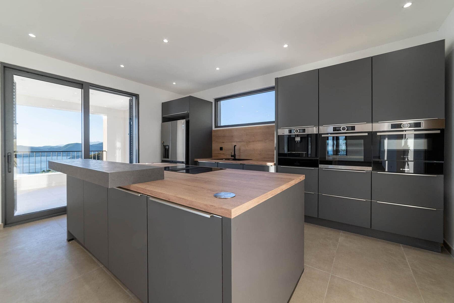 New villa with pool and panoramic sea view, Blizikuce  (10)