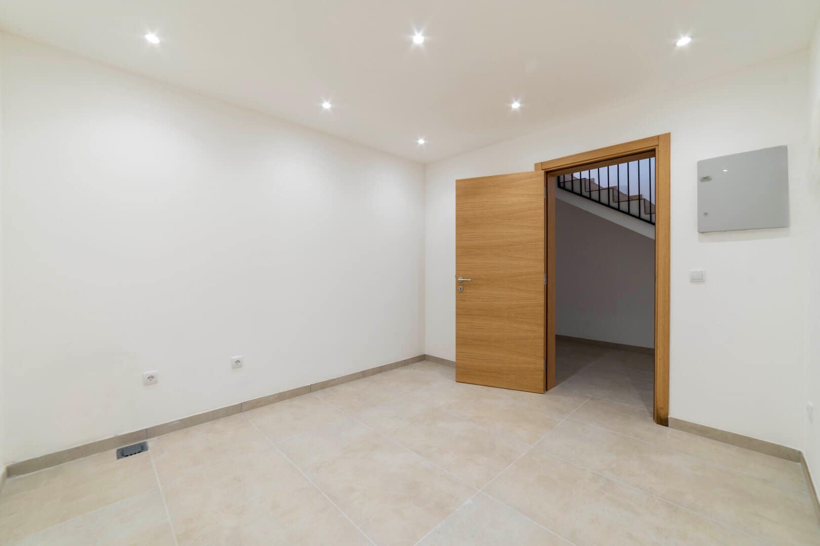 New villa with pool and panoramic sea view, Blizikuce  (18)