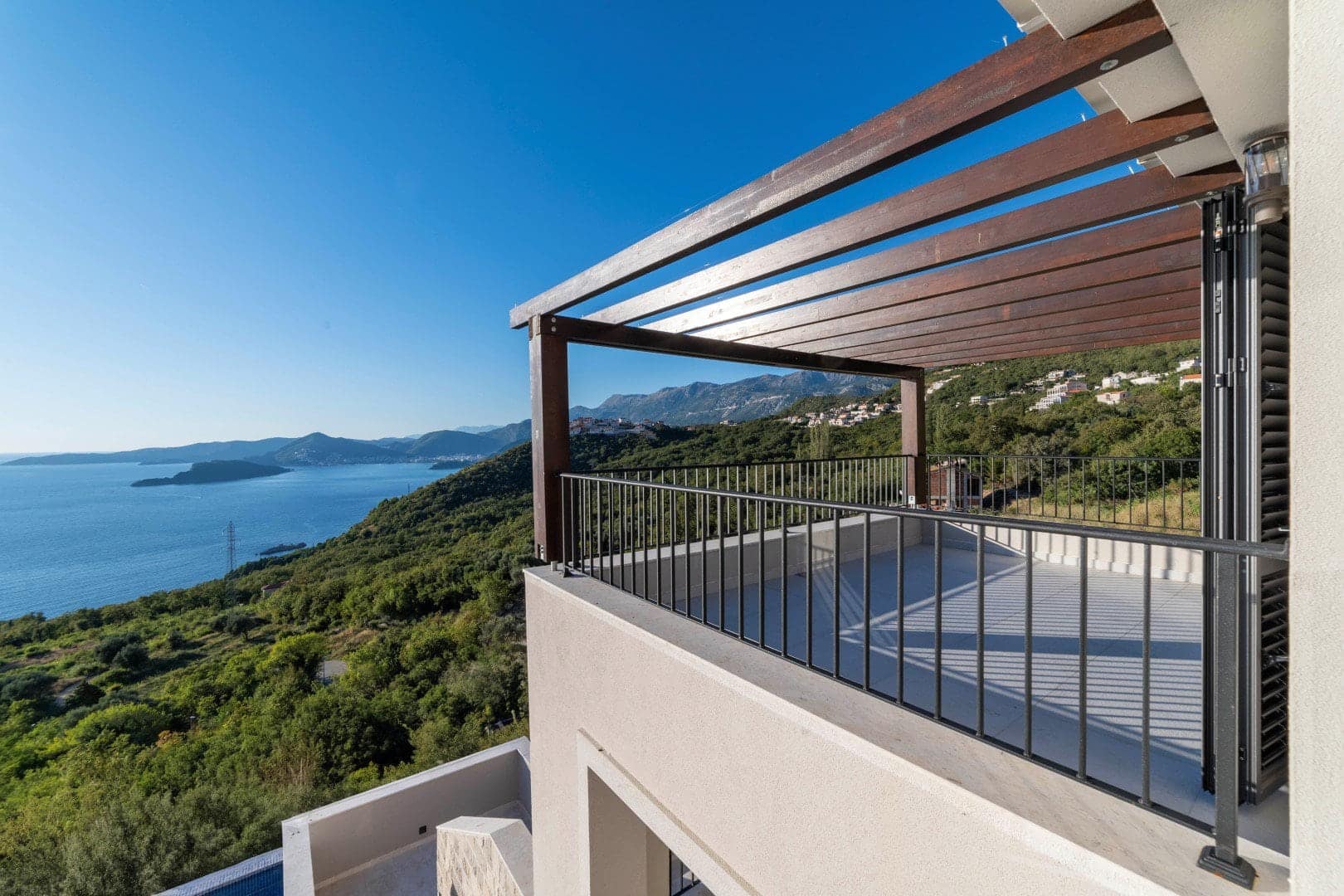 New villa with pool and panoramic sea view, Blizikuce  (22)