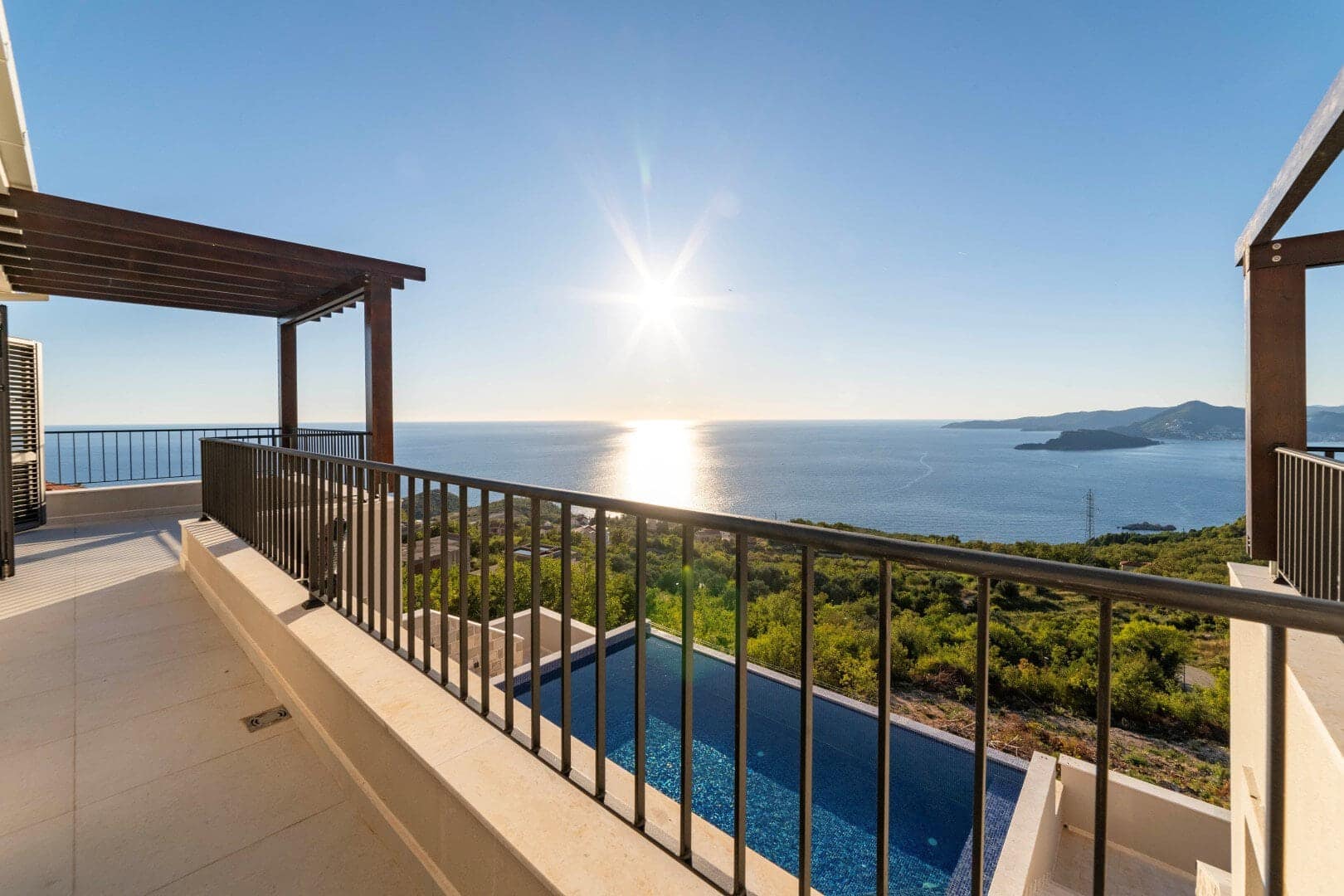 New villa with pool and panoramic sea view, Blizikuce  (25)
