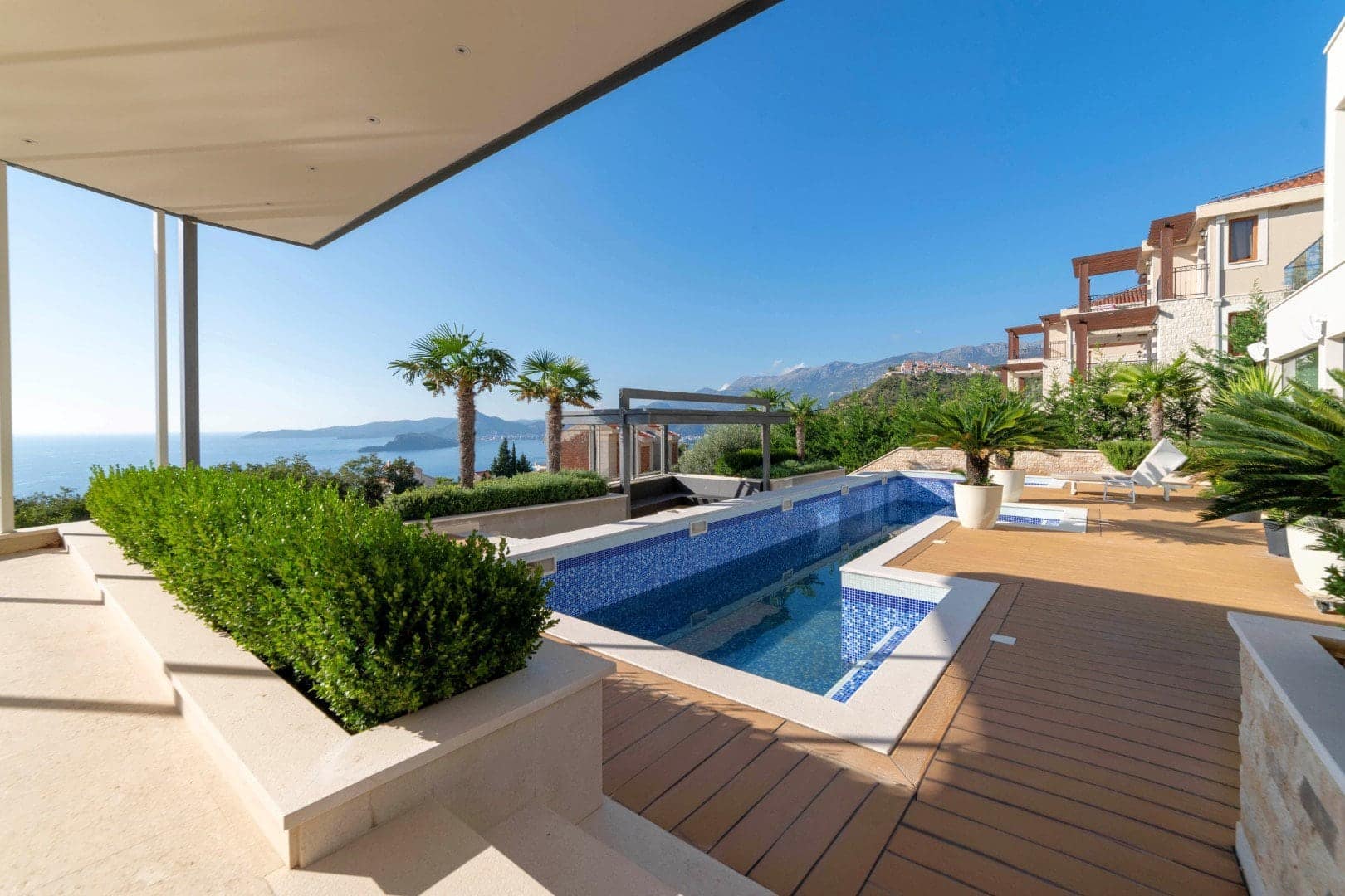 Blizikuce Contemporary Villa (7)