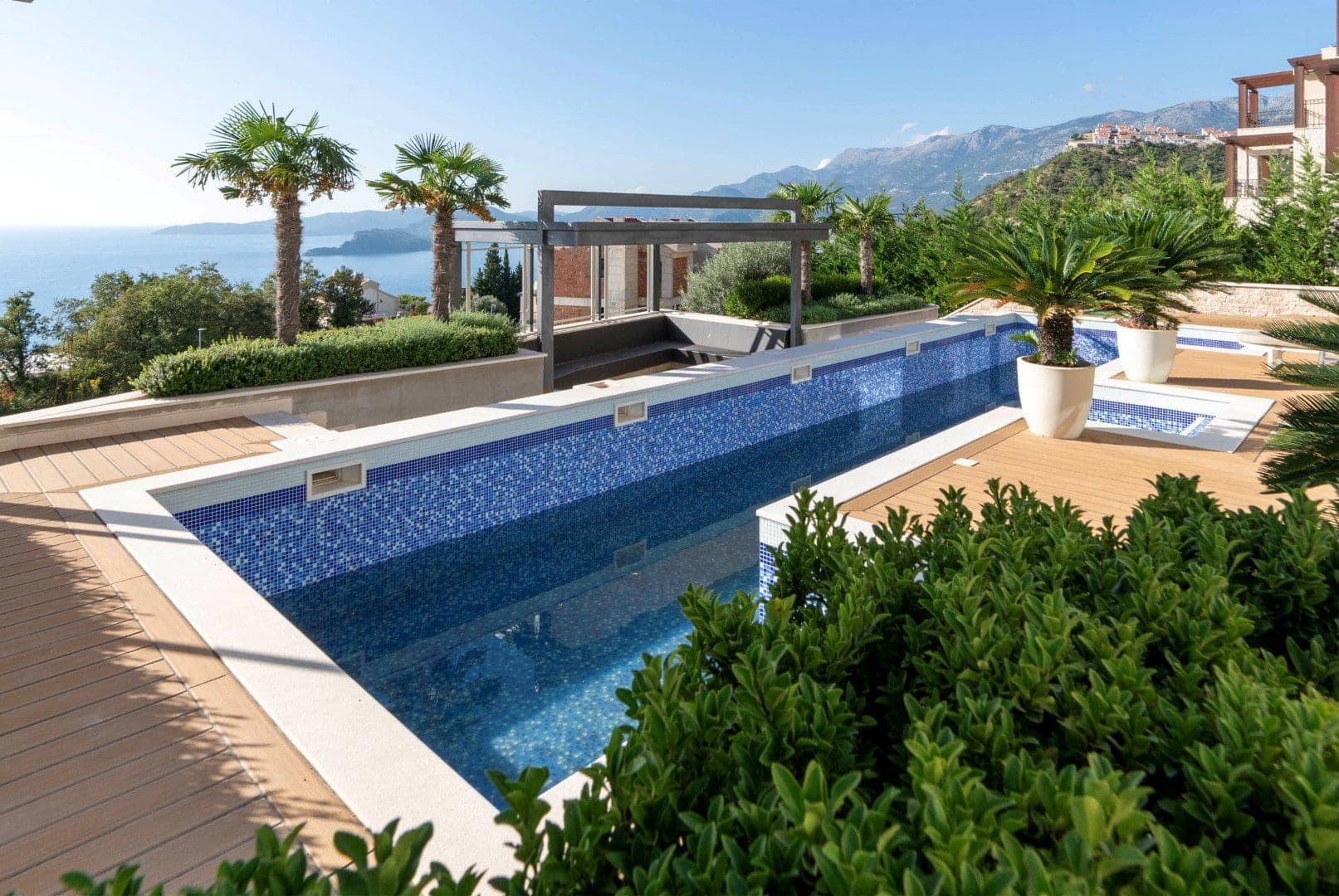 Blizikuce Contemporary Villa (8)