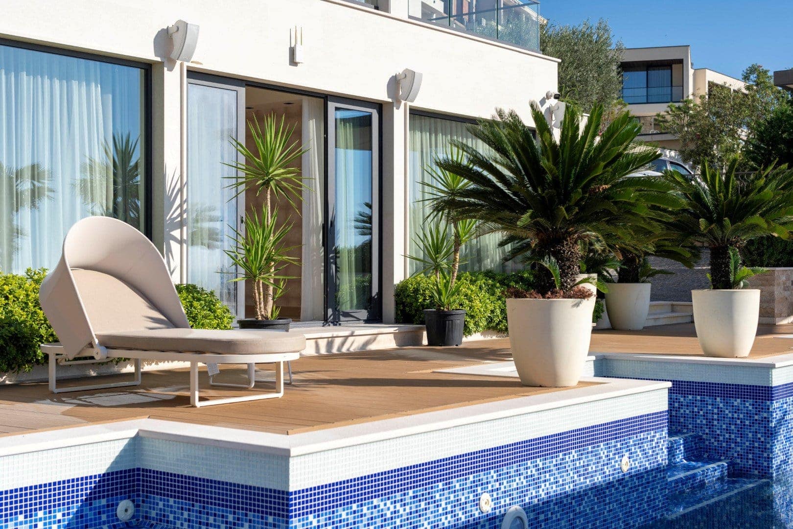 Blizikuce Contemporary Villa (30)