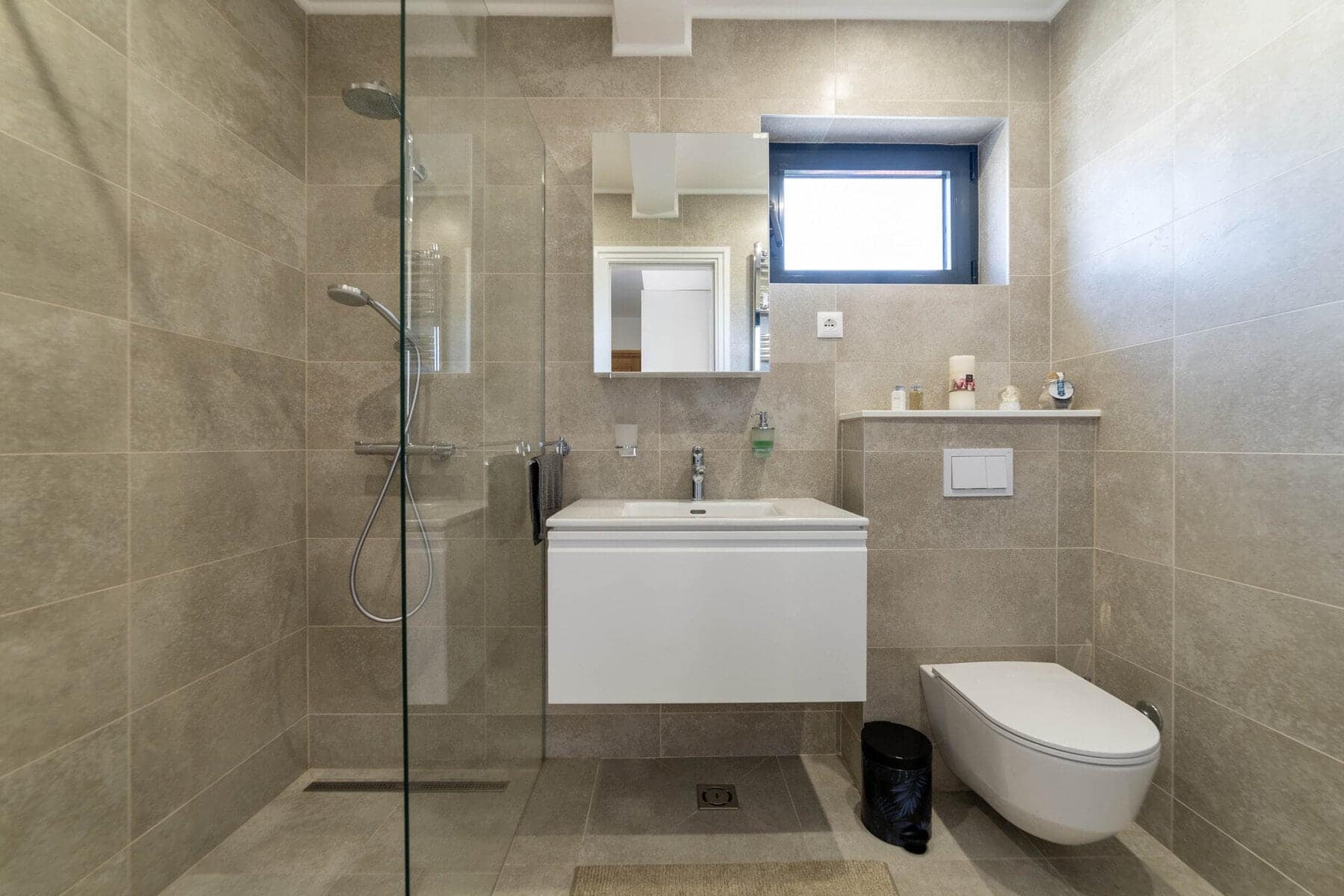 Modern 2bdr Apartment with Sea View, Kava (14)