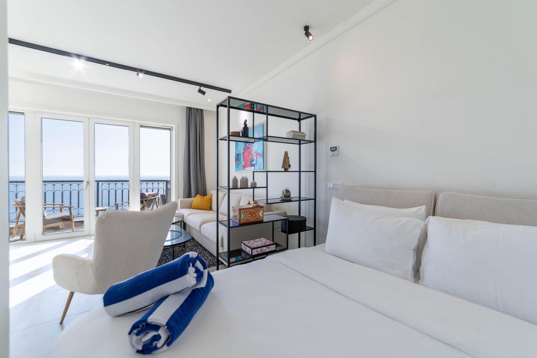 Studio apartment with an open sea view, Lustica Bay (7)