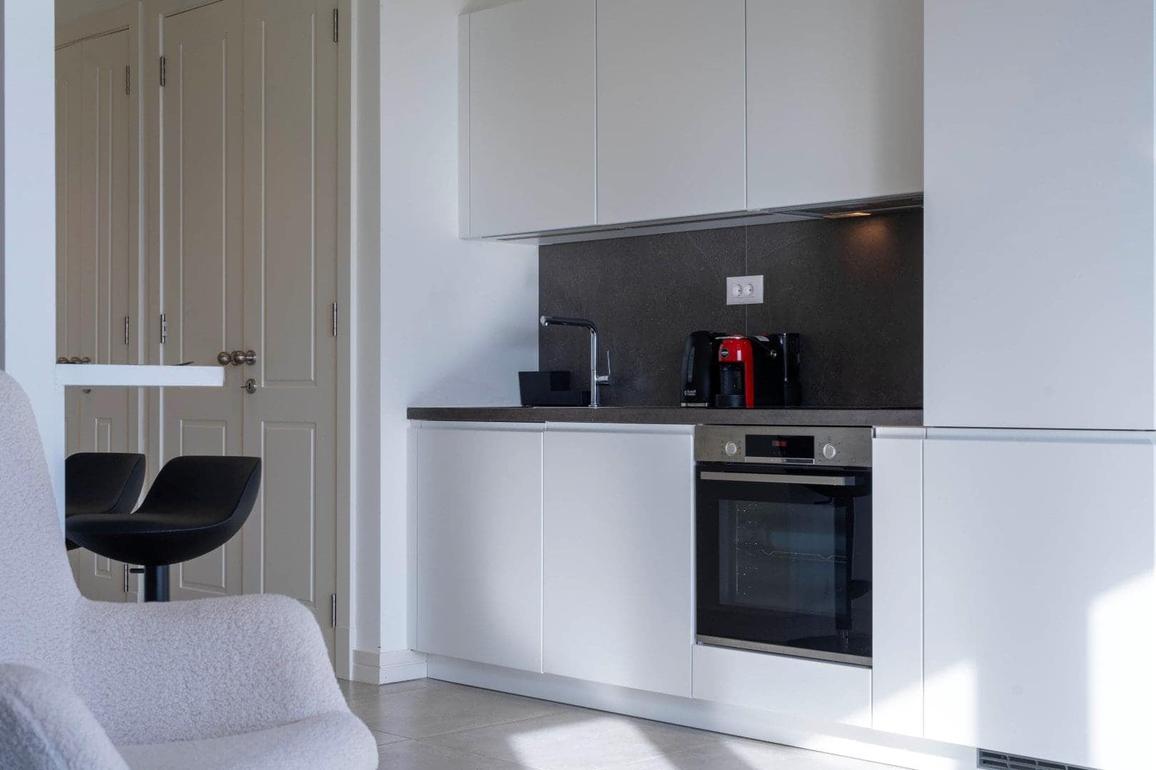 Studio apartment with an open sea view, Lustica Bay (9)