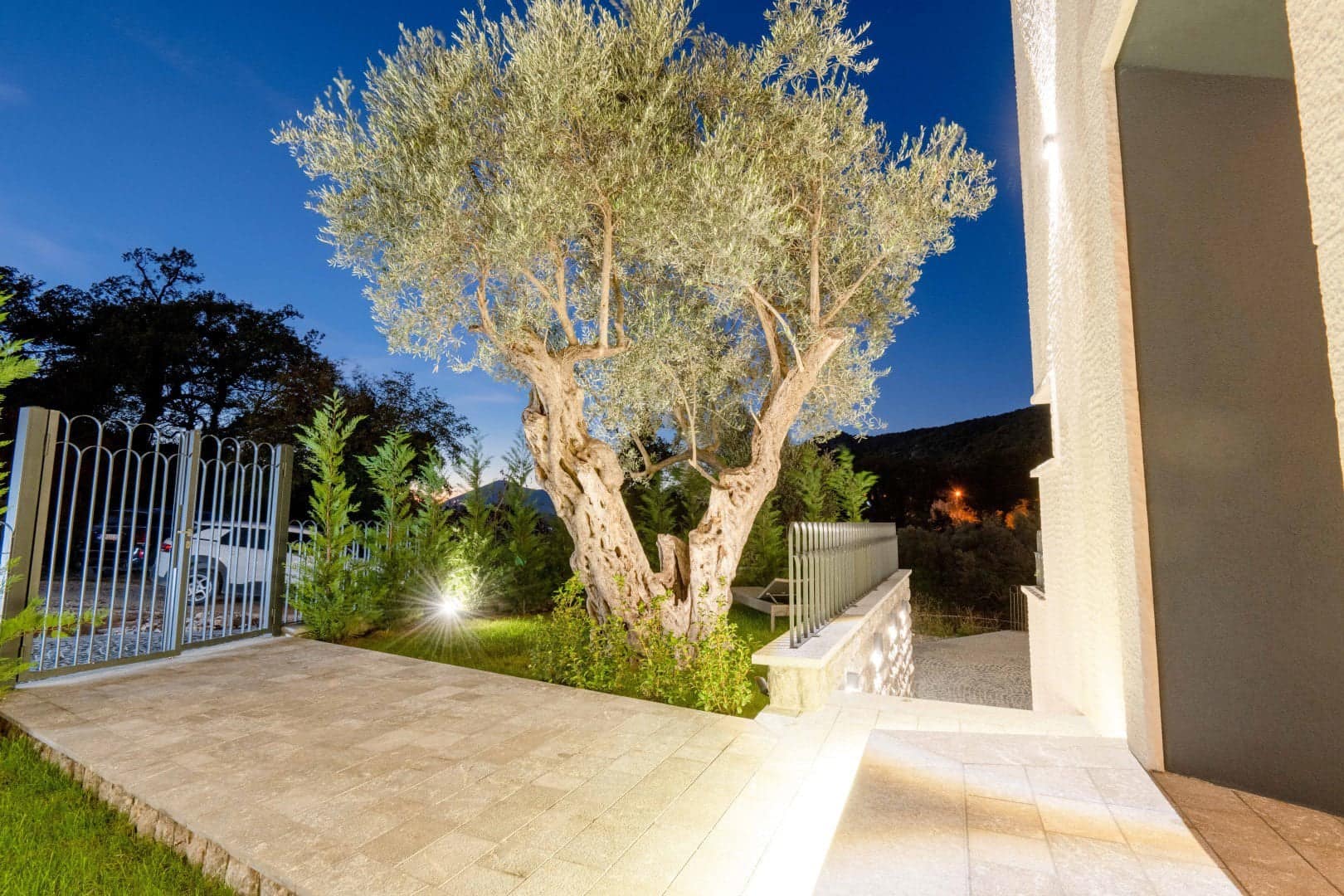 Villa near the Kamenovo beach, Budva (7)