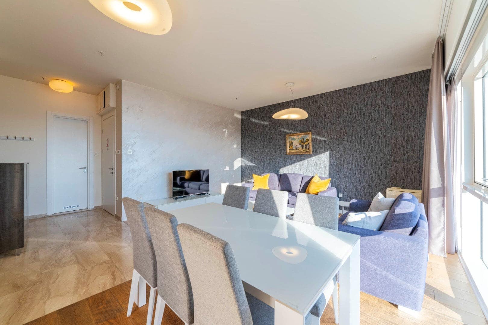 Furnished, two-bedroom apartment with a sea view, Budva (5)
