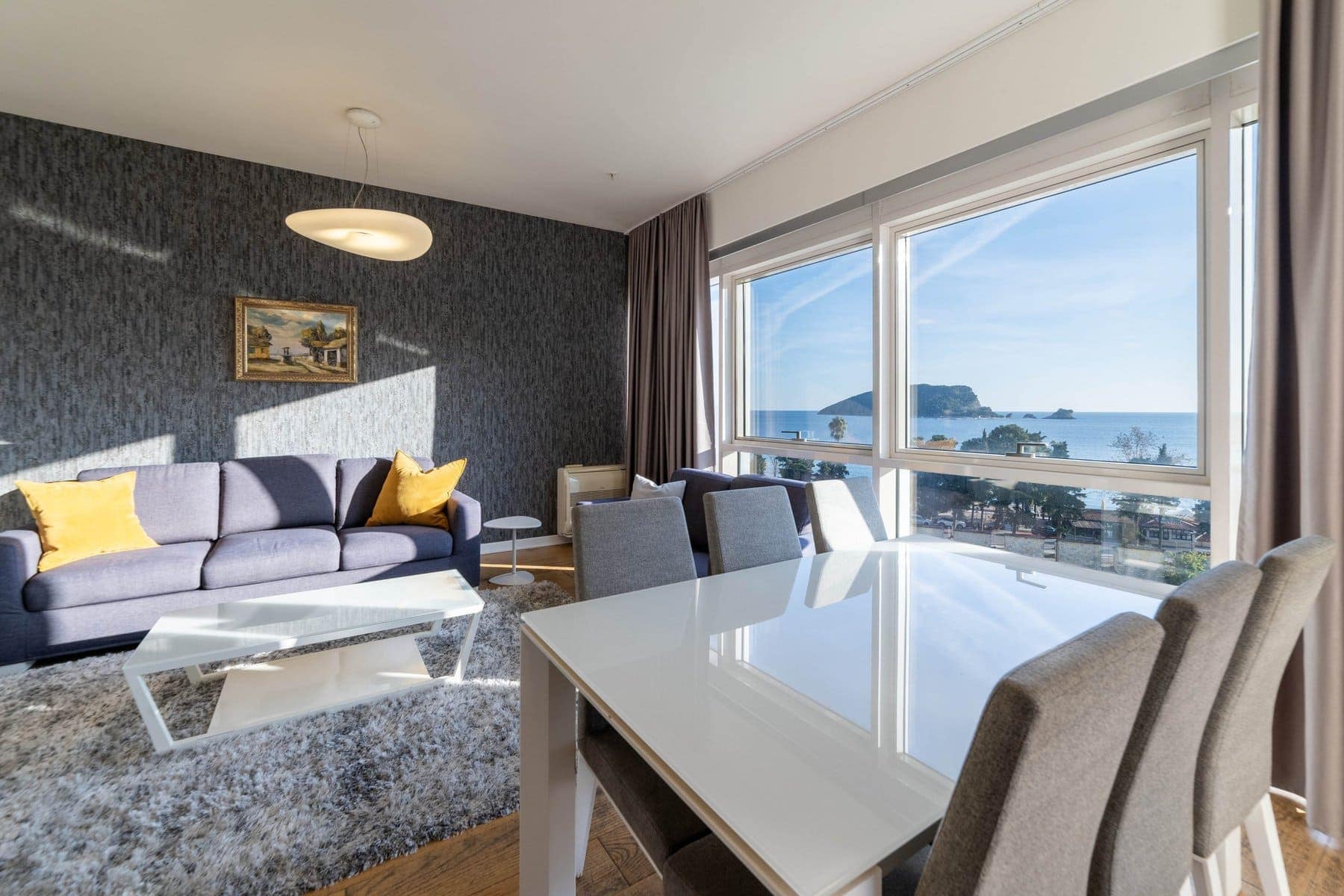 Furnished, two-bedroom apartment with a sea view, Budva (6)