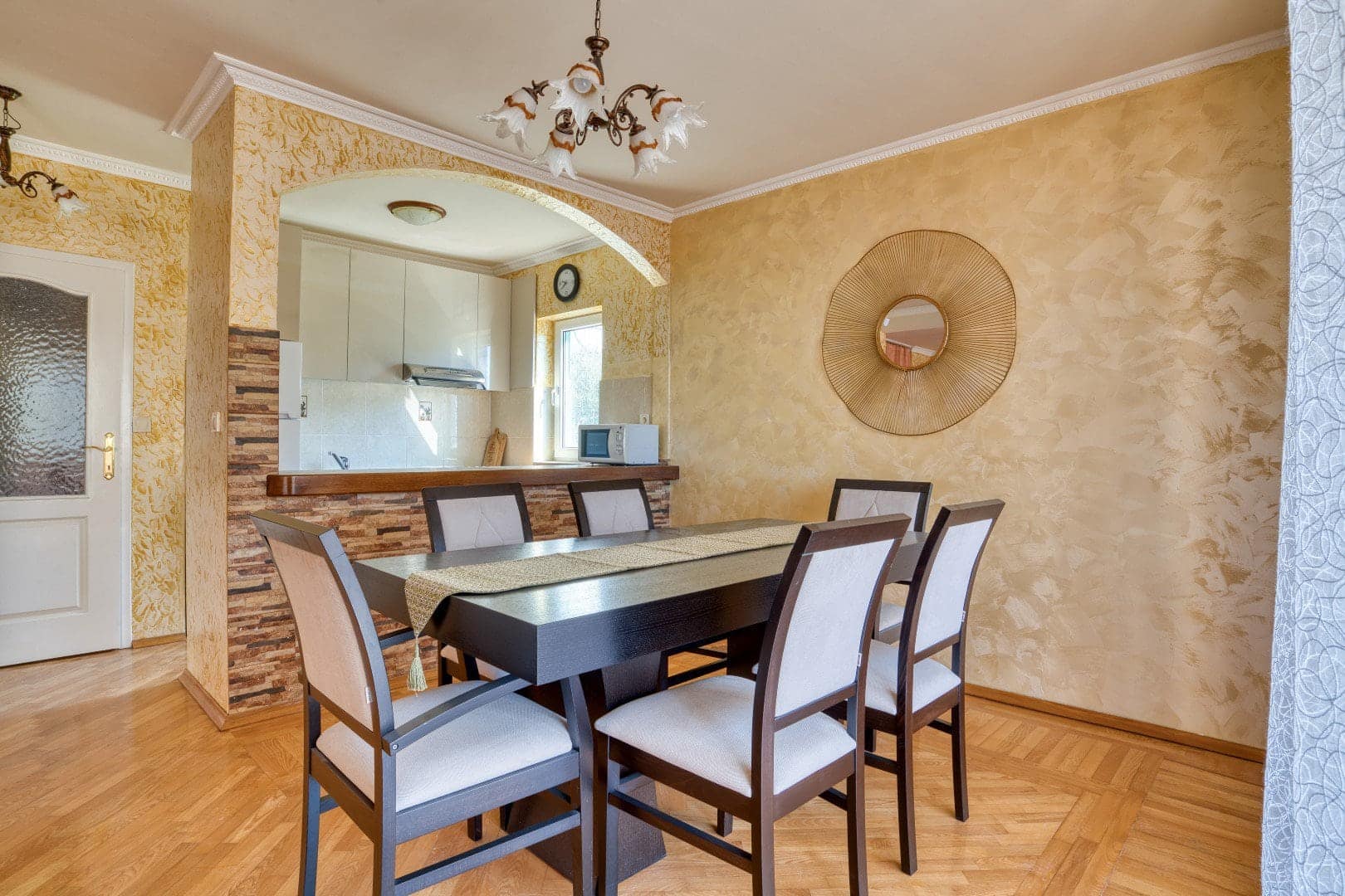 Sveti Stefan, Two-bedroom duplex apartment in the second row to the sea (9)