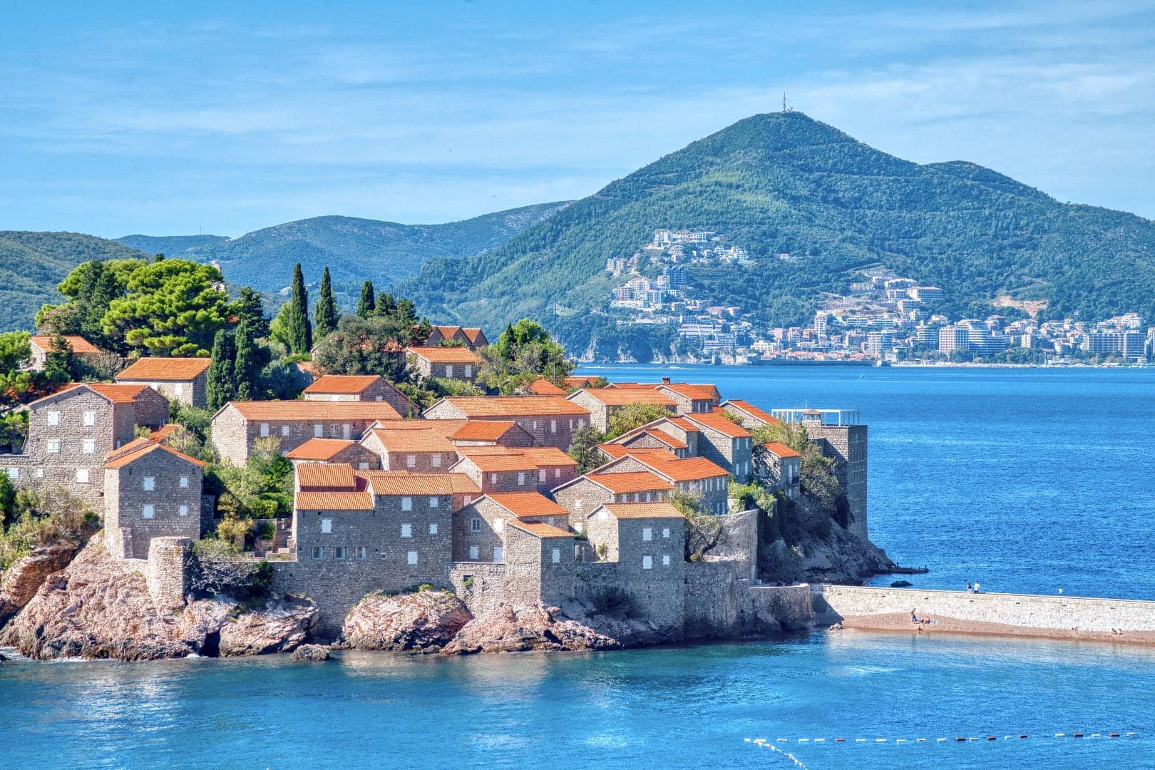 Sveti Stefan, Two-bedroom duplex apartment in the second row to the sea (23)