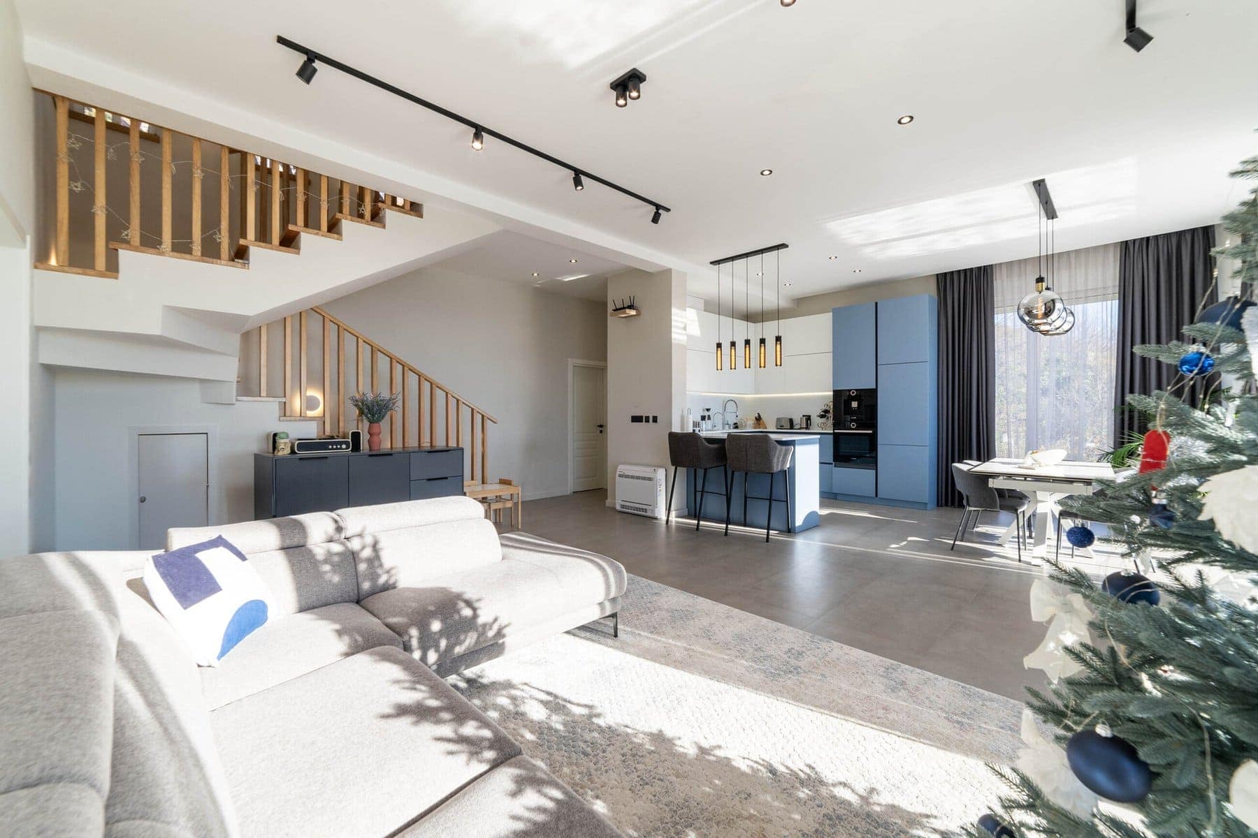 Contemporary 4bdr Villa Podi (5)