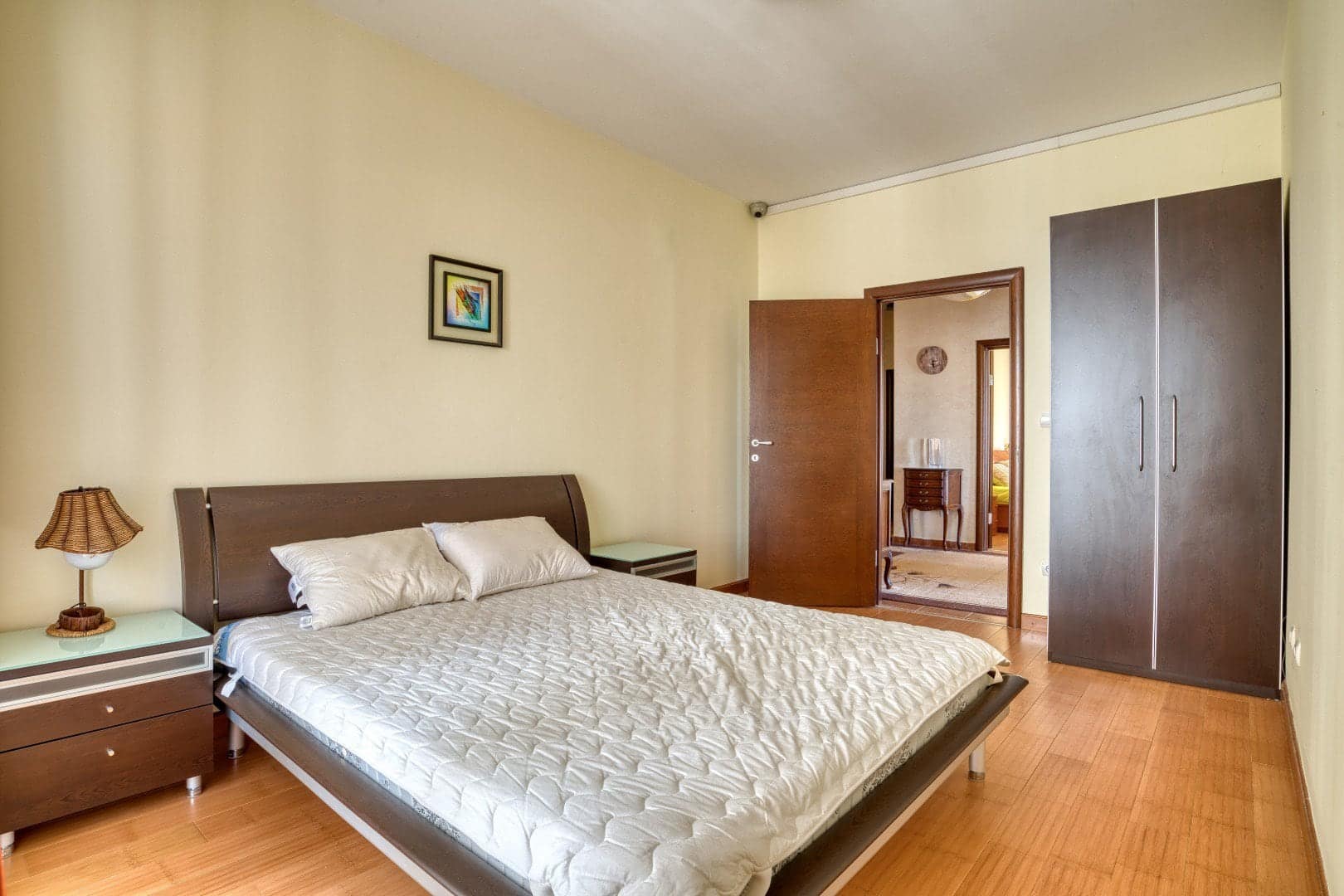 Furnished 3-bdr apartment with open sea view, Sveti Stefan (12)