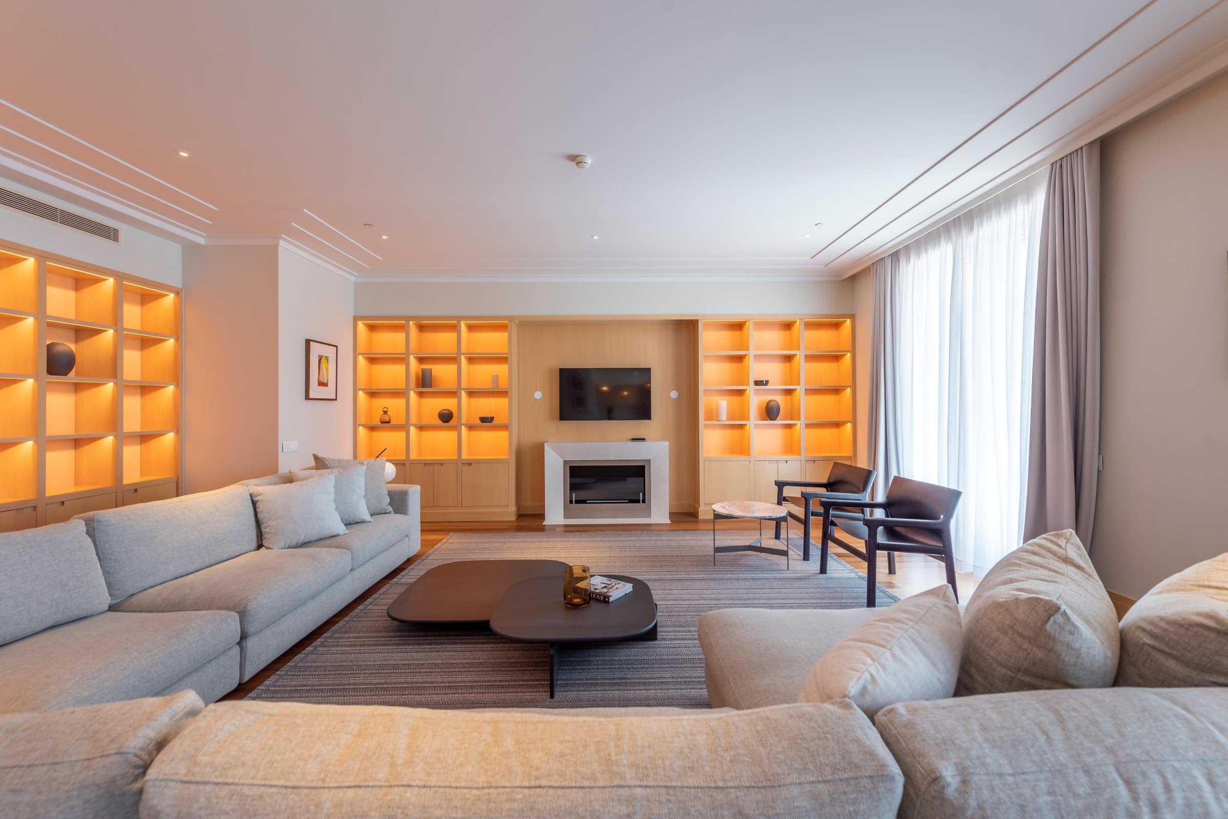 Luxury Three-bedroom Penthouse Porto Montenegro (5)