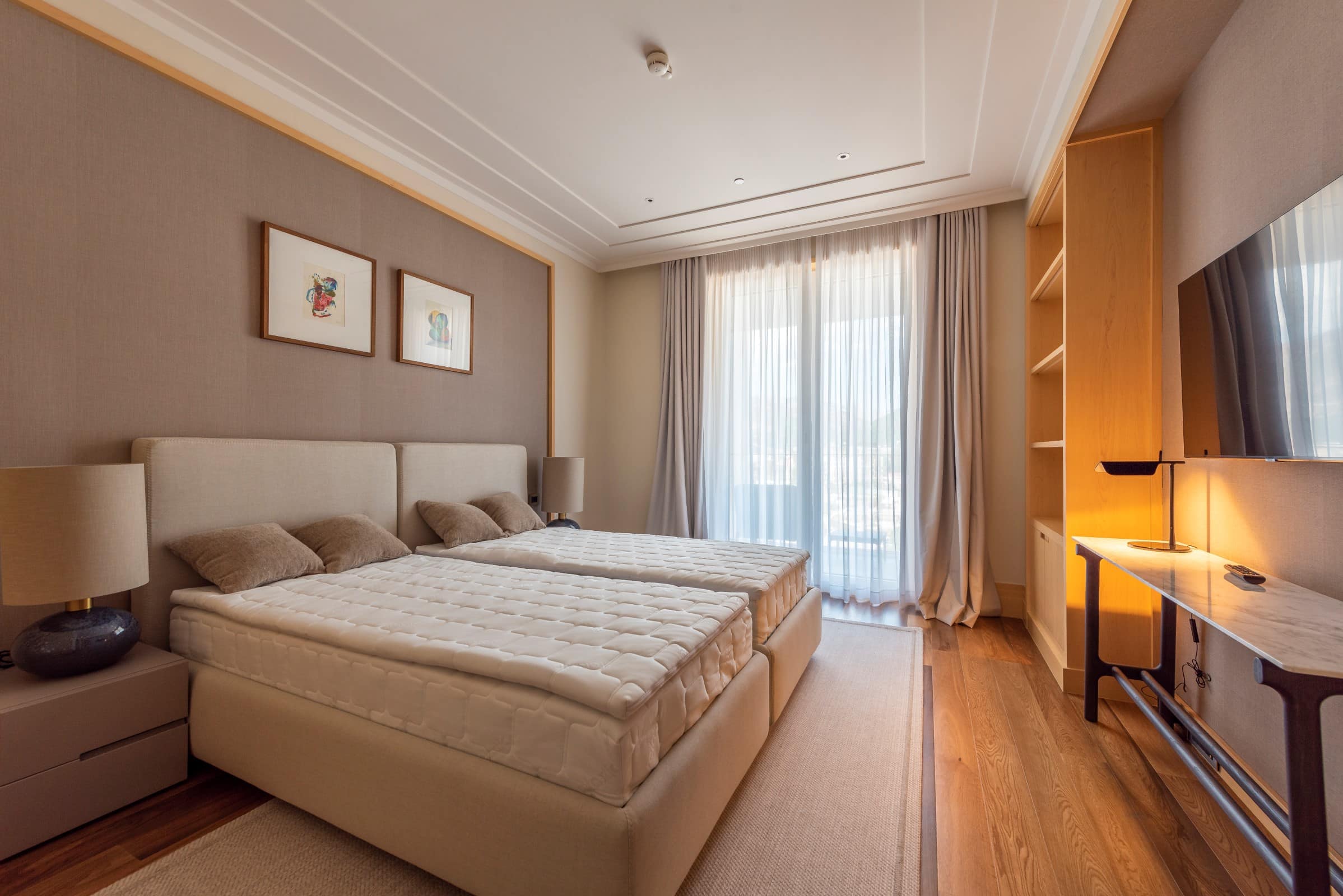 Luxury Three-bedroom Penthouse Porto Montenegro (13)
