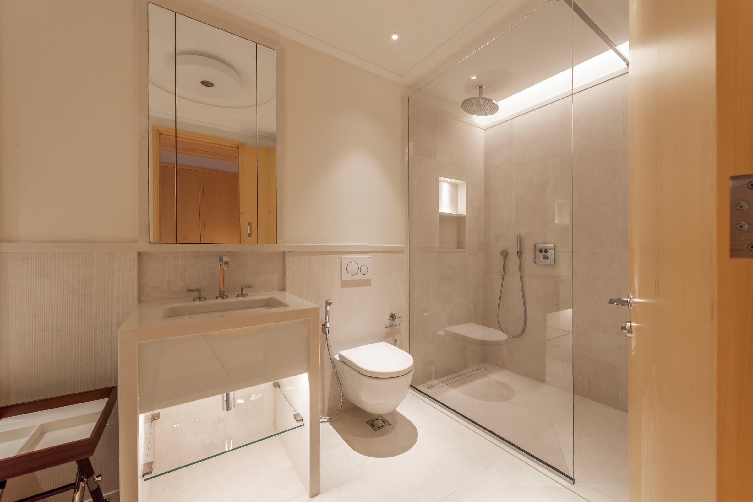 Luxury Three-bedroom Penthouse Porto Montenegro (14)