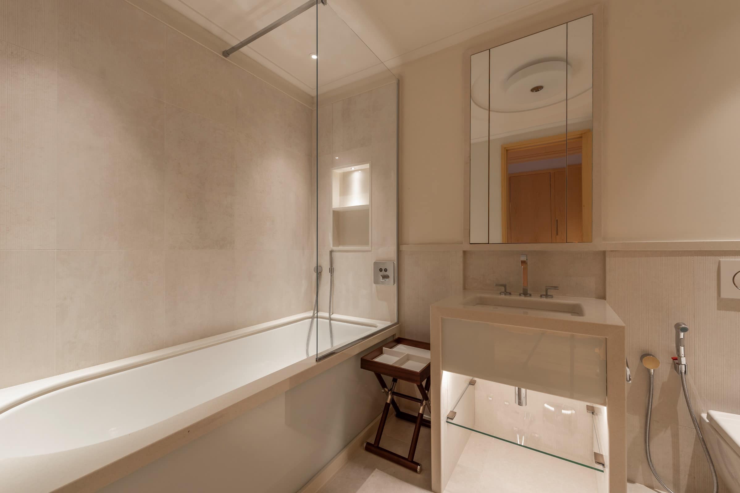 Luxury Three-bedroom Penthouse Porto Montenegro (16)