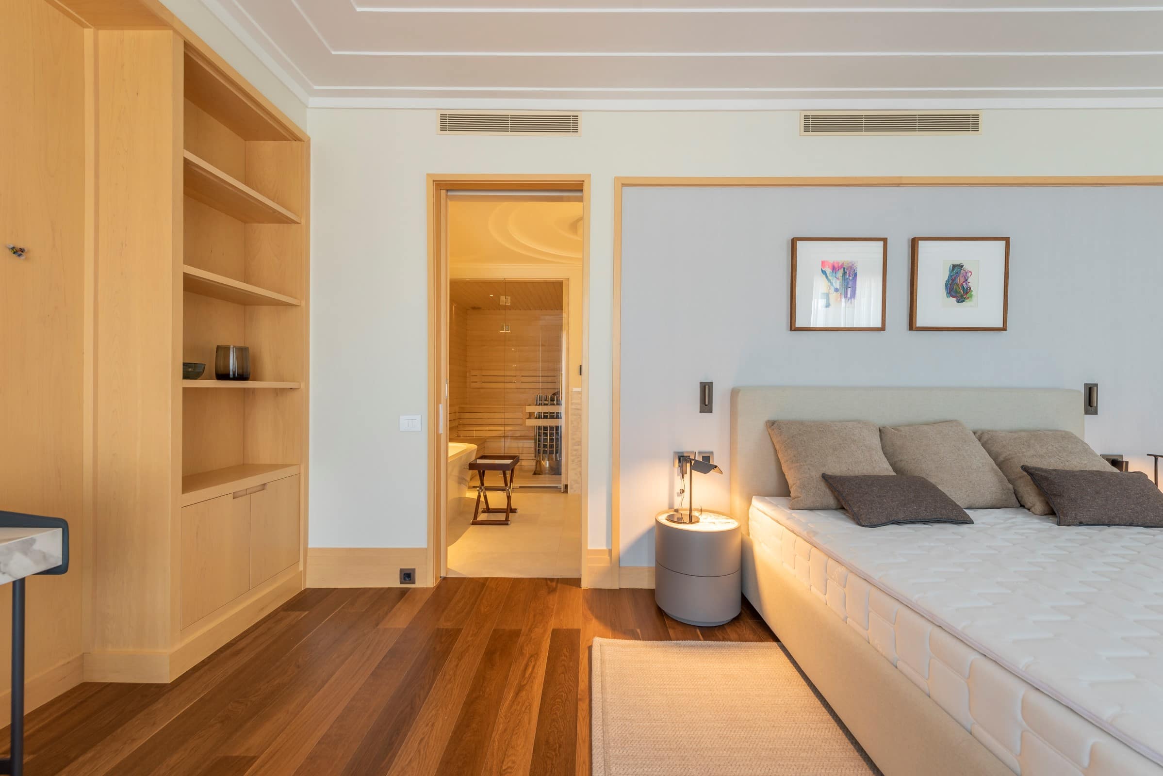 Luxury Three-bedroom Penthouse Porto Montenegro (19)
