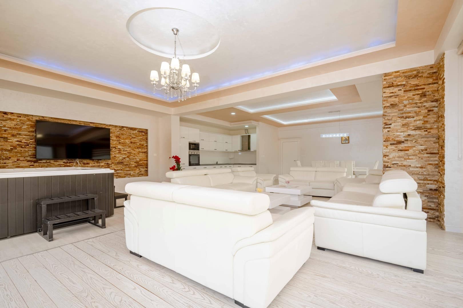 Exclusive 2-bdr apartment, Victoria Residence, Budva (8)