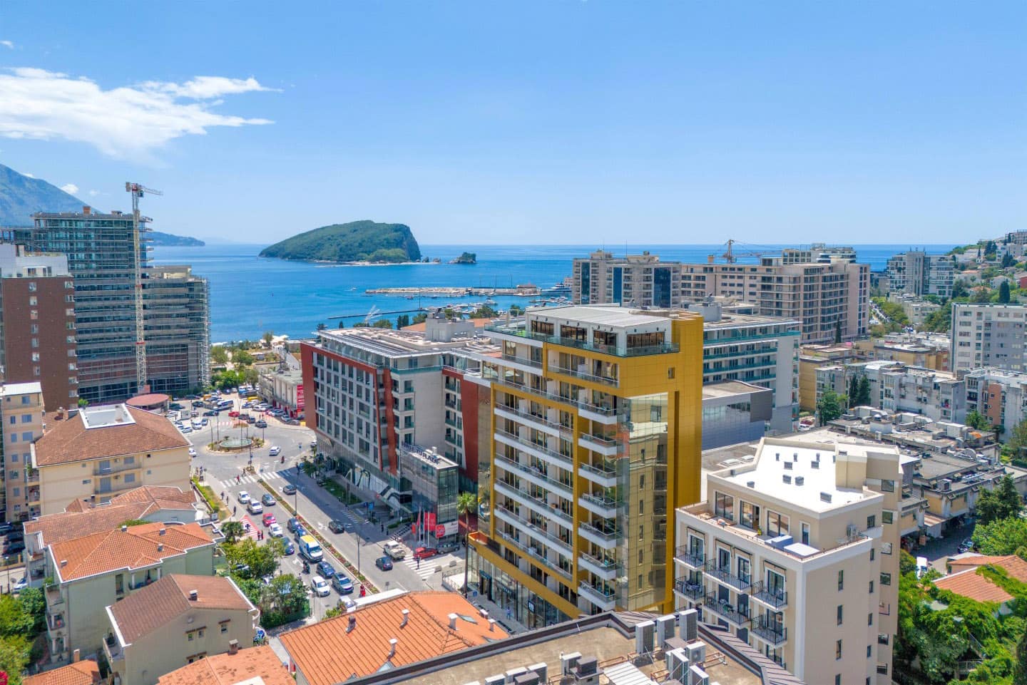 Exclusive 2-bdr apartment, Victoria Residence, Budva (19)