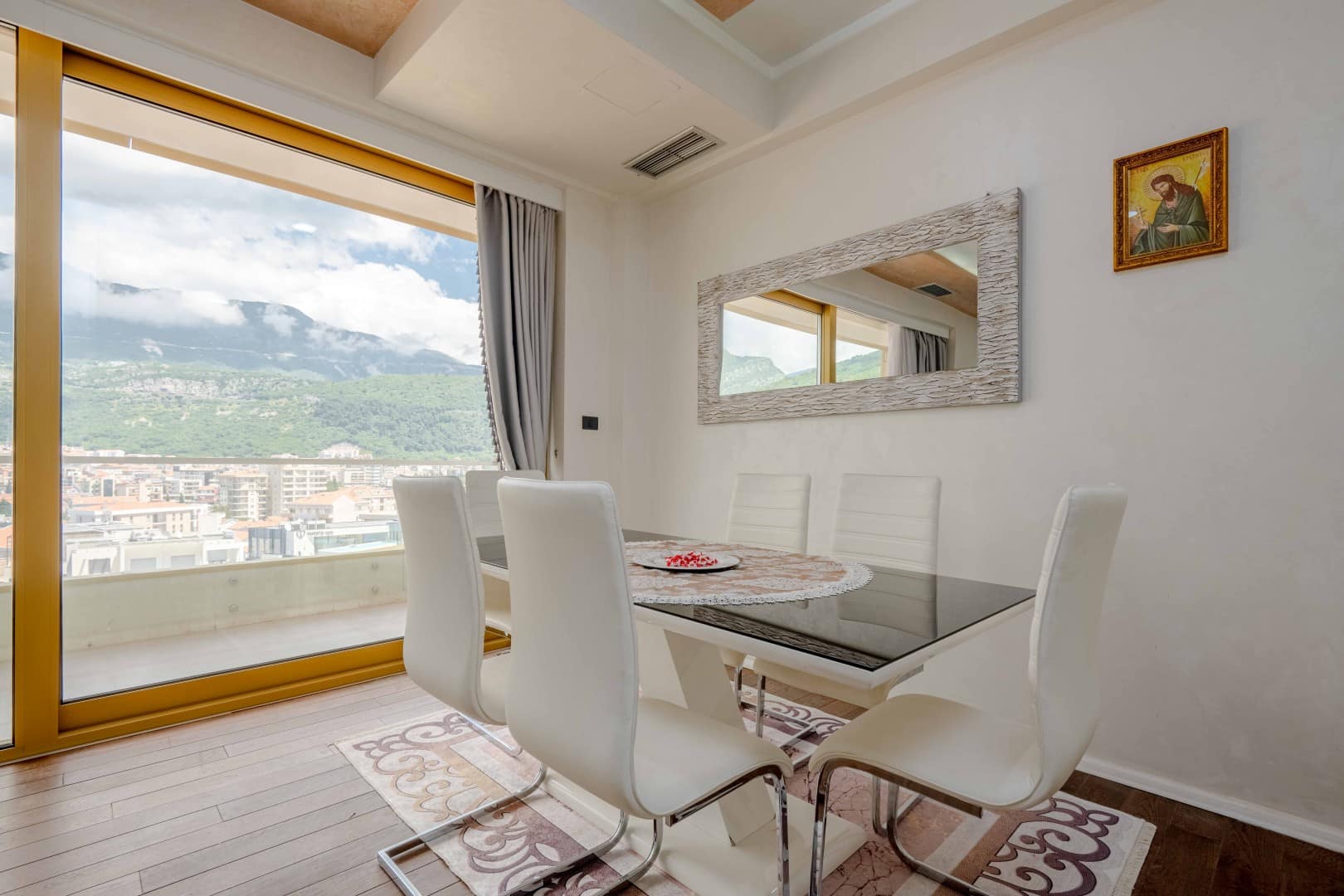 Luxury 2-bdr apartment, Victoria Residence, Budva (7)