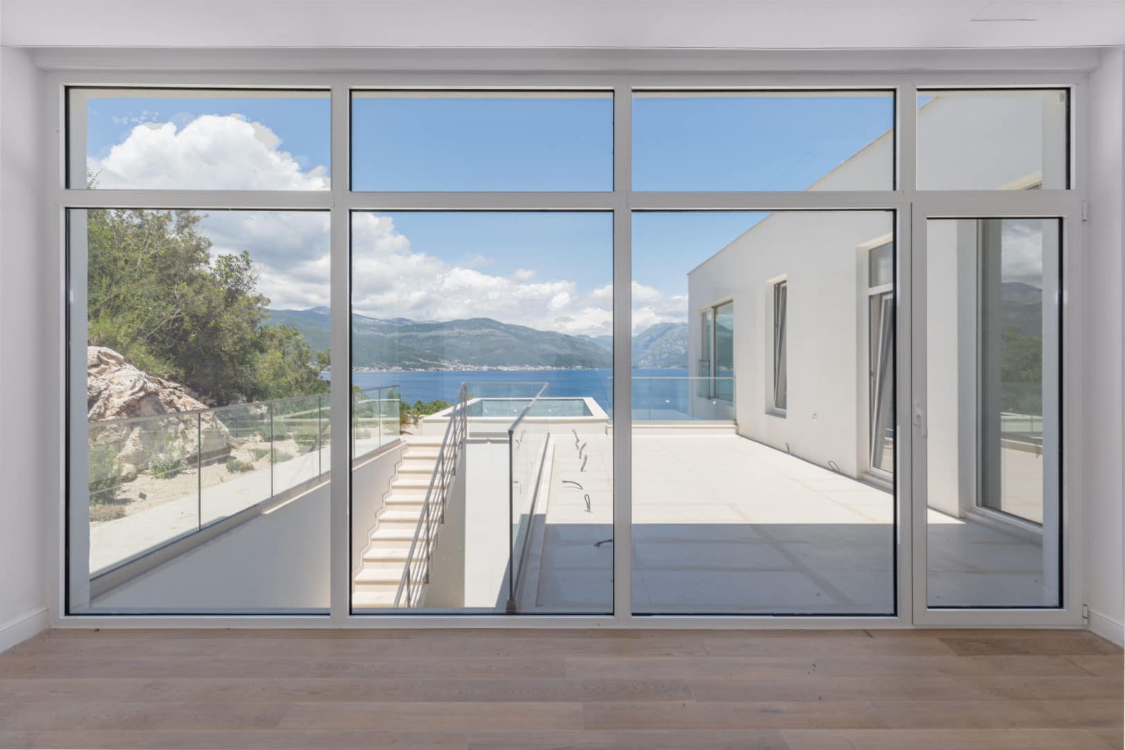 Contemporary 5bdr Villa with private swimming pool and panoramic sea view, Krasici (10)