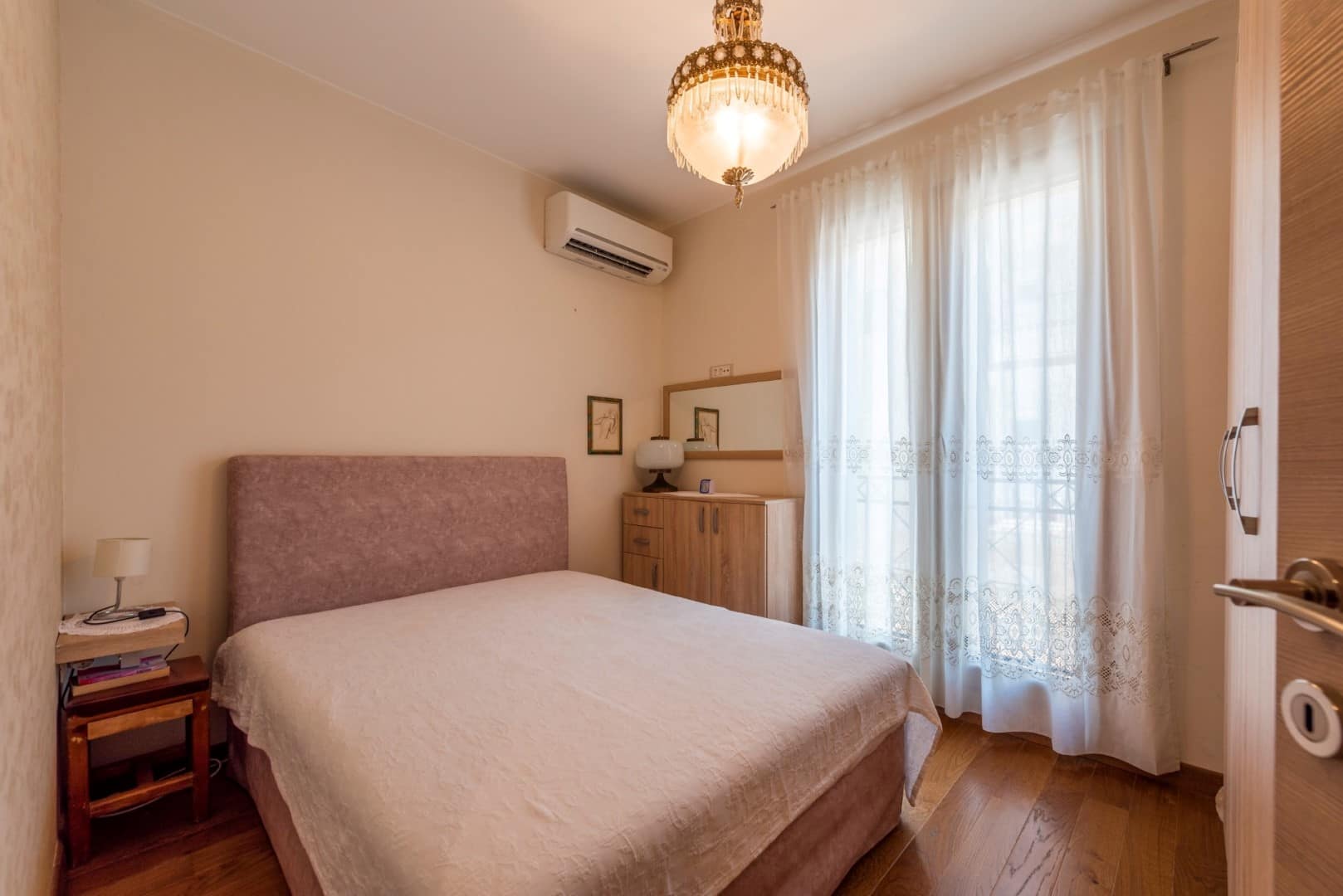 One-bedroom apartment on the first line to the sea, Petrovac, Budva (13)