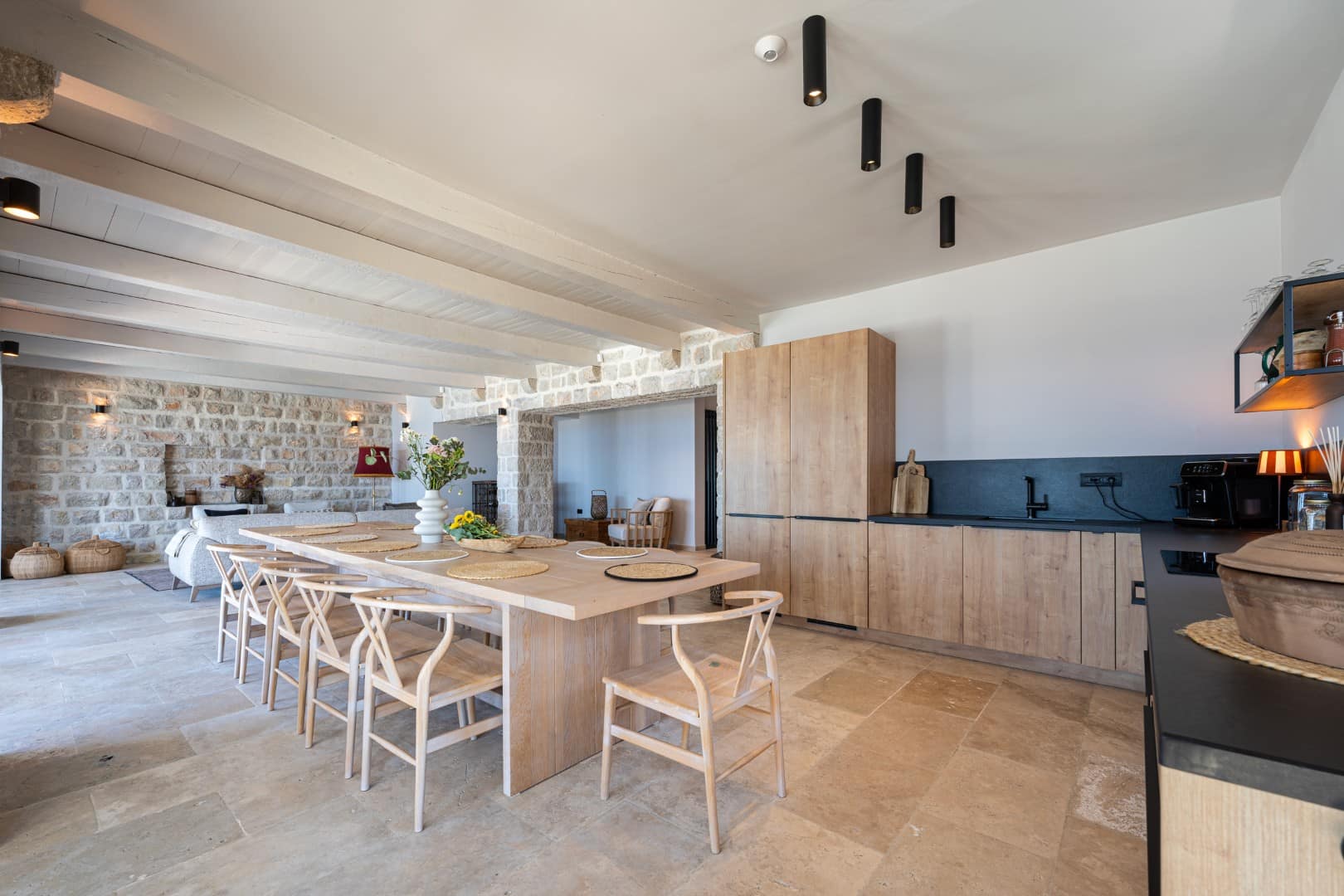 Designer stone villa, Drobni Pijesak, Budva (13)
