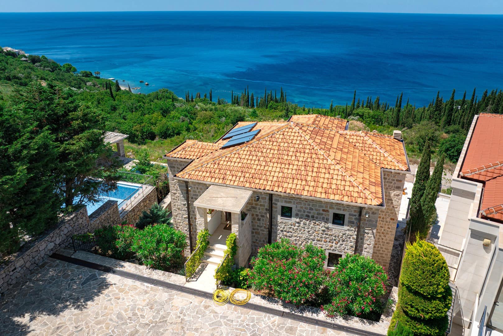 Designer stone villa, Drobni Pijesak, Budva (41)