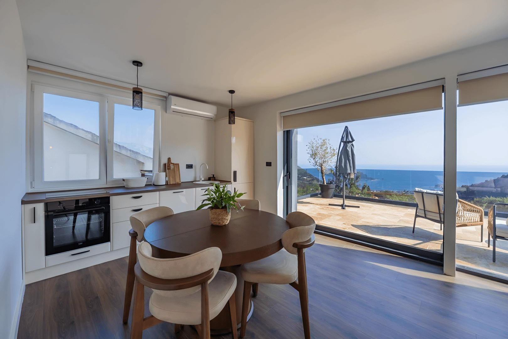 Contemporary 8-bdr villa, Markovići, Budva (8)
