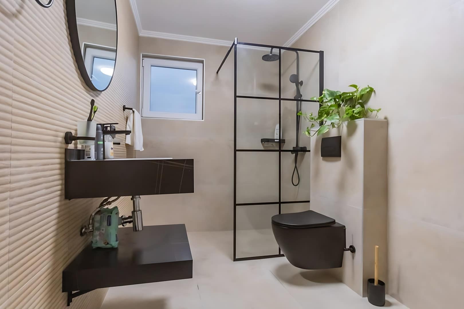 Contemporary 8-bdr villa, Markovići, Budva (17)