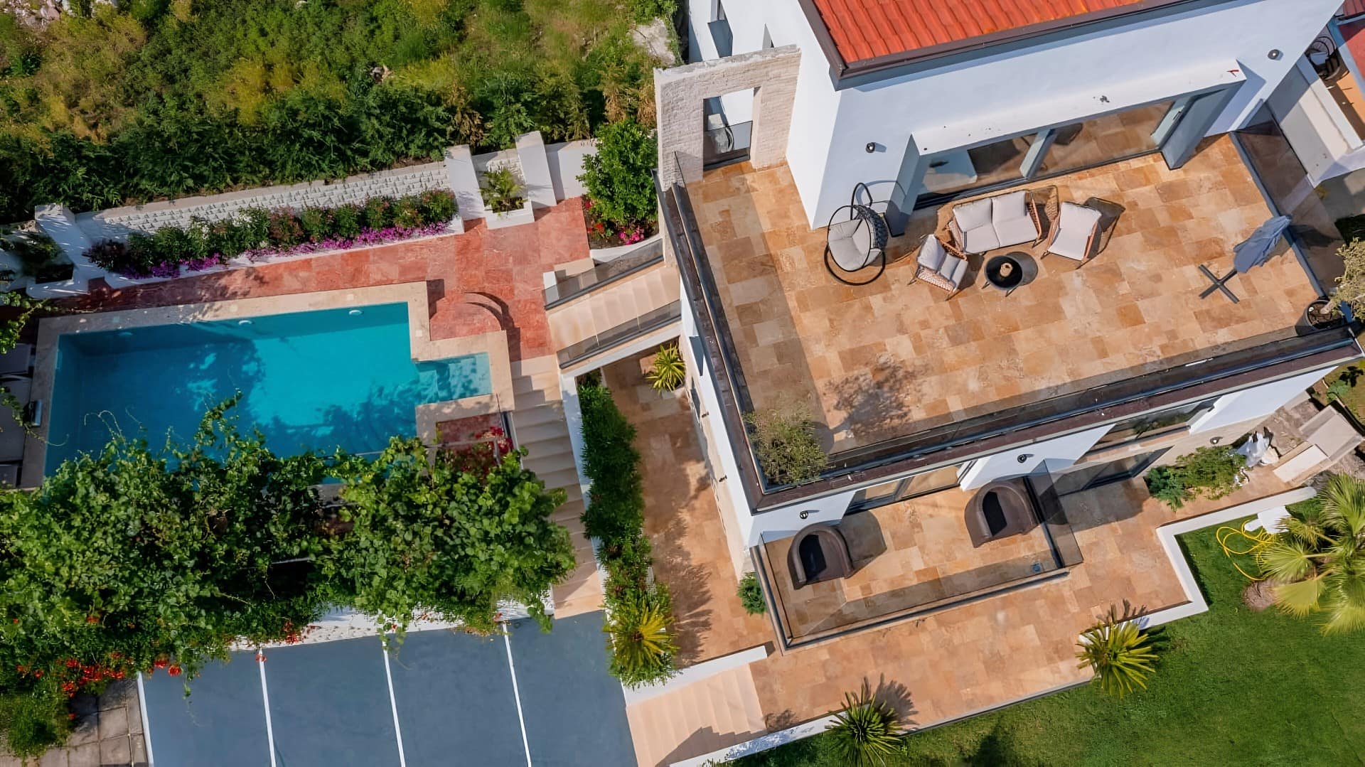 Contemporary 8-bdr villa, Markovići, Budva (22)