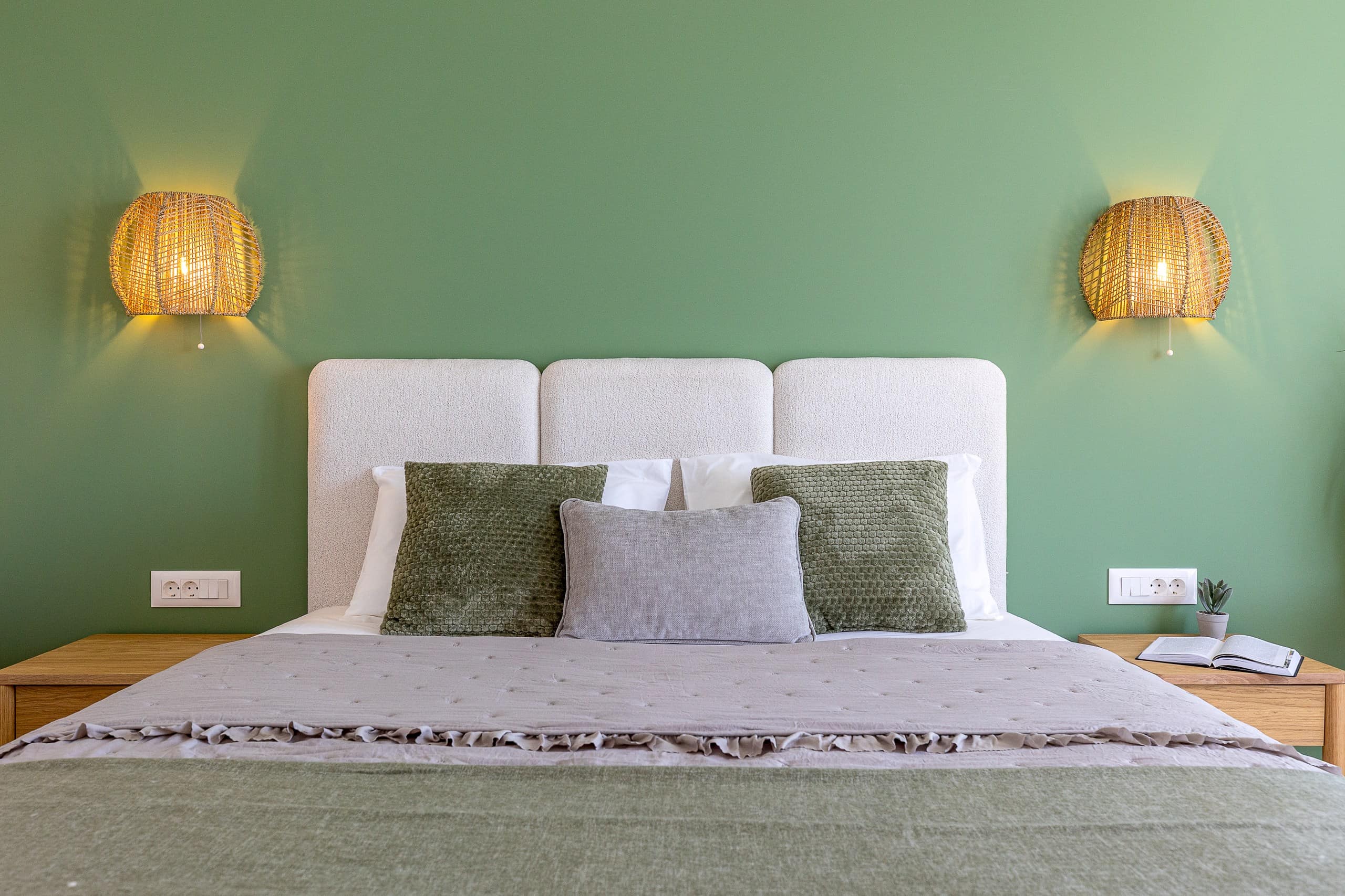 New 2-Bedroom Townhouse with Panoramic Sea Views, Green Hill (15)