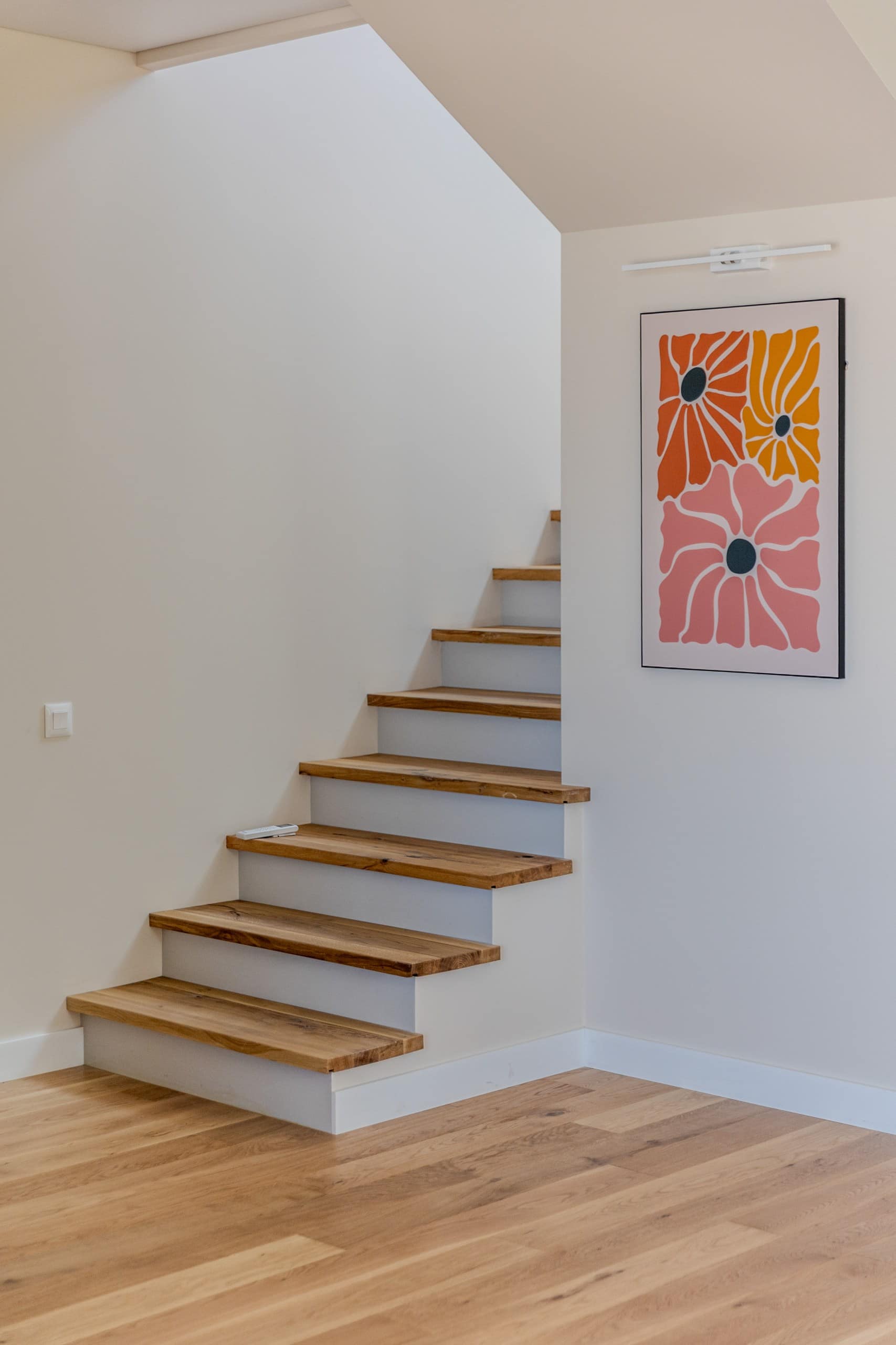 New 2-Bedroom Townhouse with Panoramic Sea Views, Green Hill (14)