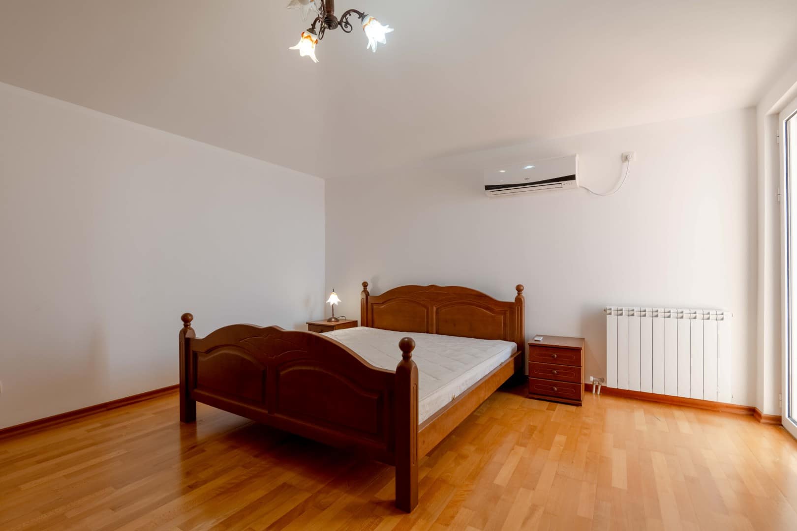 8-Bedroom villa near the sea, Dobre Vode (11)