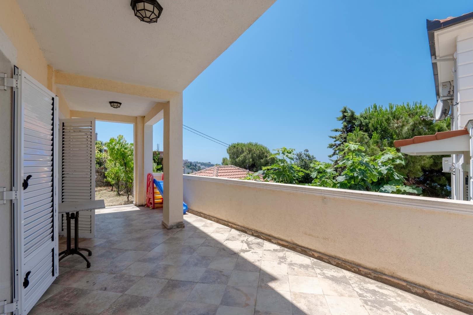 8-Bedroom villa near the sea, Dobre Vode (21)
