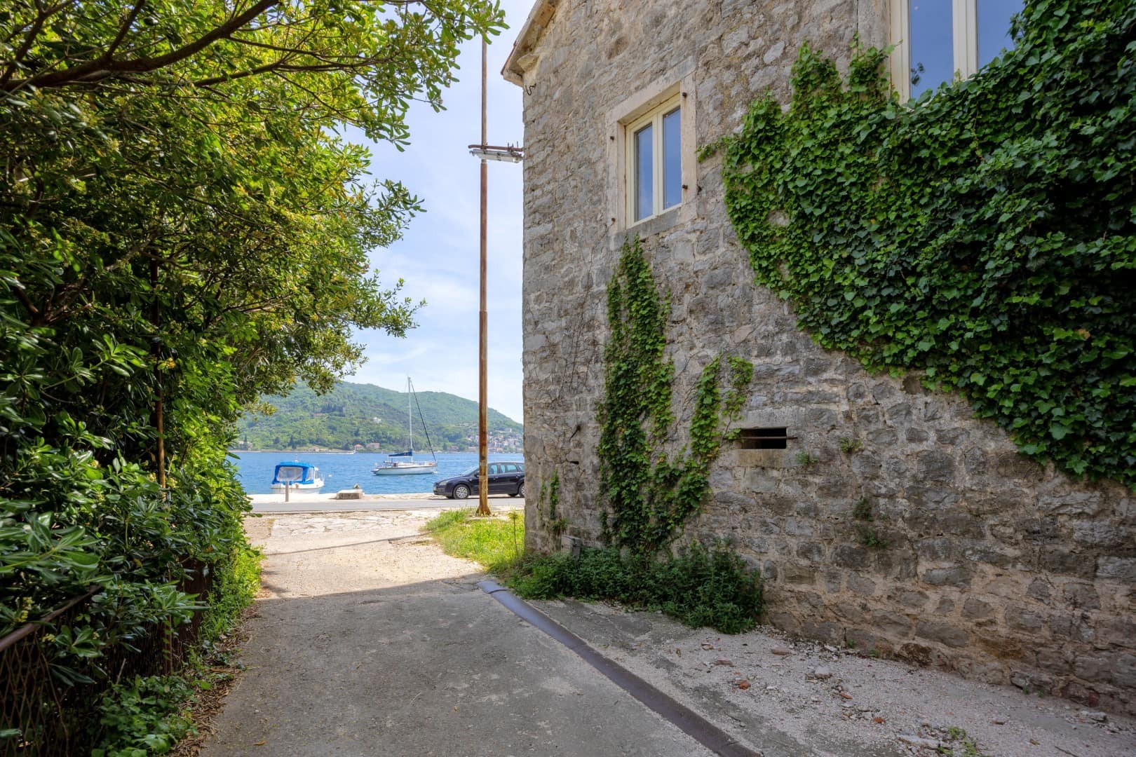 Renovated stone house near the sea, Djurici, Herceg Novi (25)