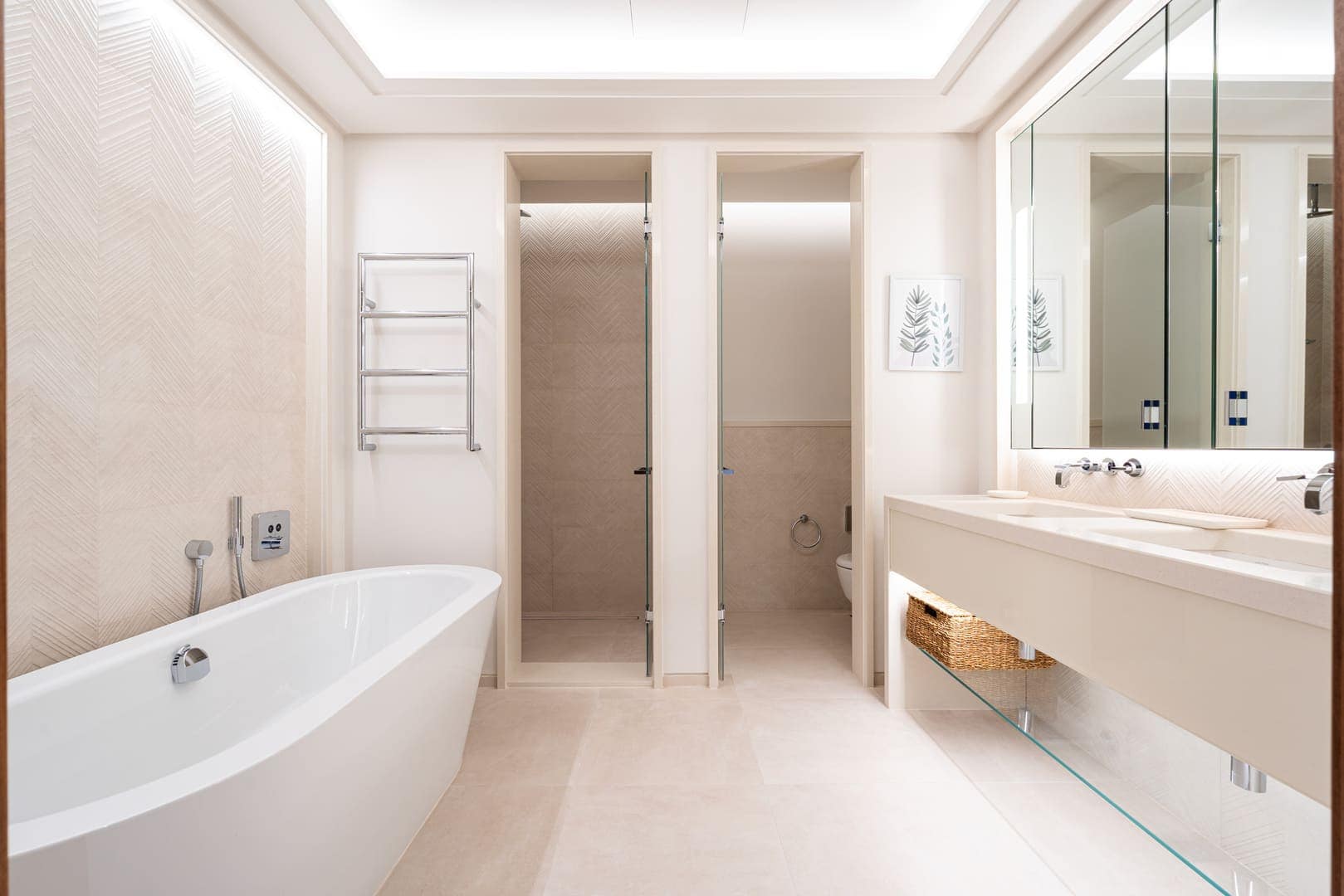 Luxury 4bdr Apartment in Elena Building, Porto Montenegro (12)