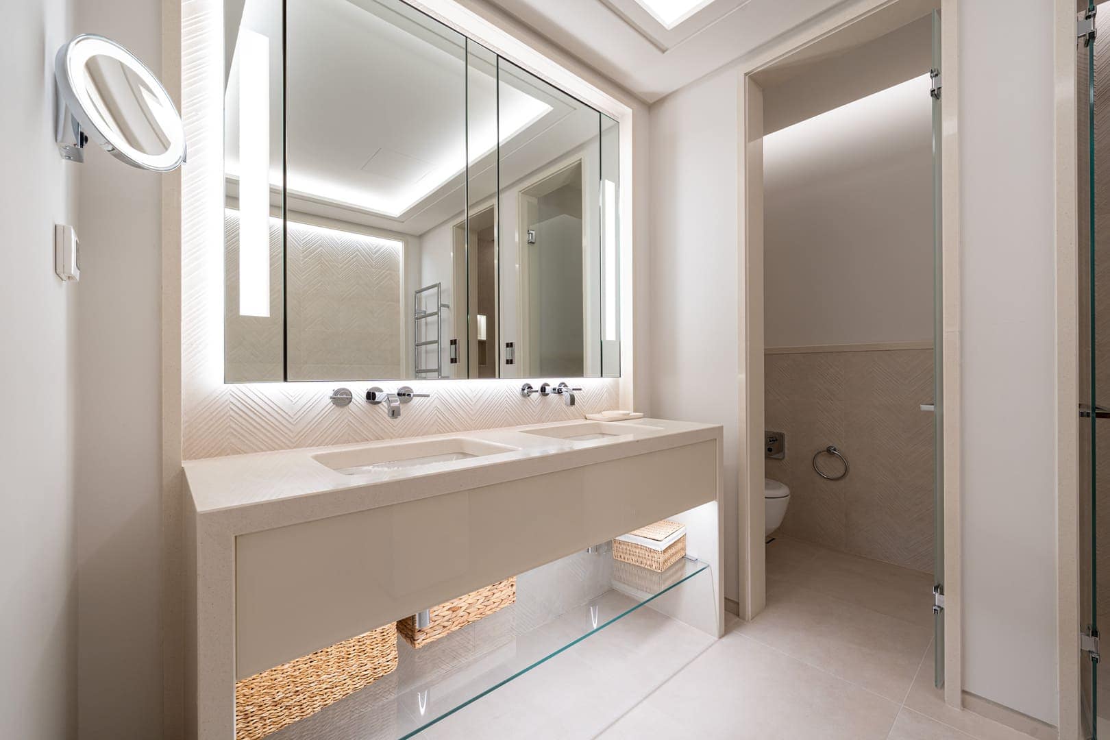 Luxury 4bdr Apartment in Elena Building, Porto Montenegro (13)