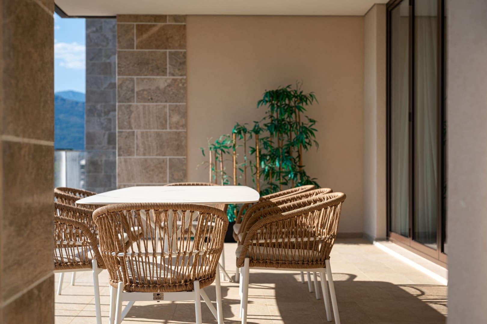 Luxury 4bdr Apartment in Elena Building, Porto Montenegro (17)