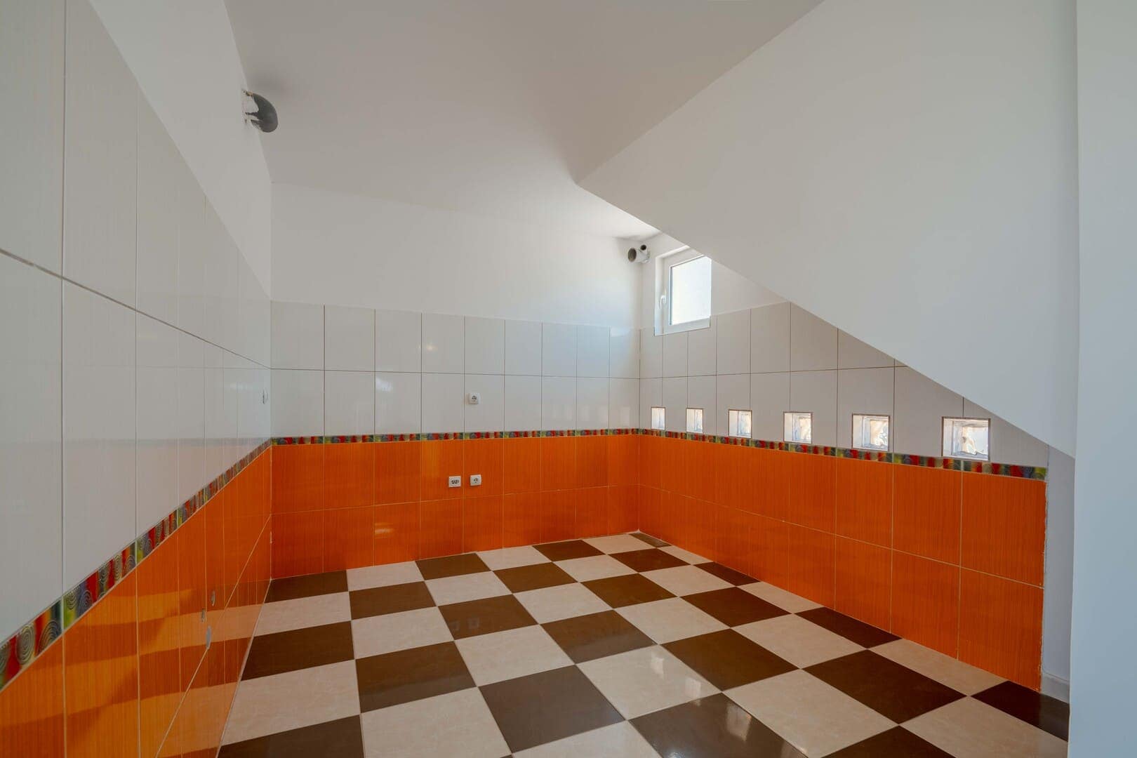 House with panoramic Sea-View, Utjeha, Bar (7)
