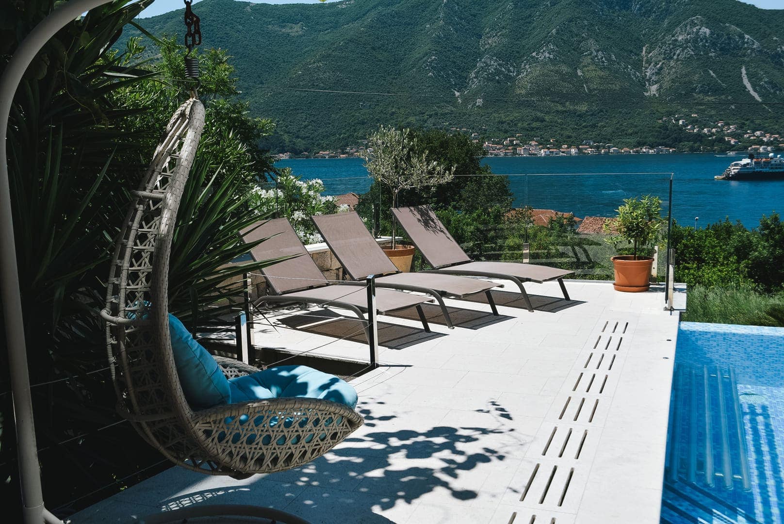 Luxuriously furnished 6bdr Villa With Private Pool, Dobrota (10)