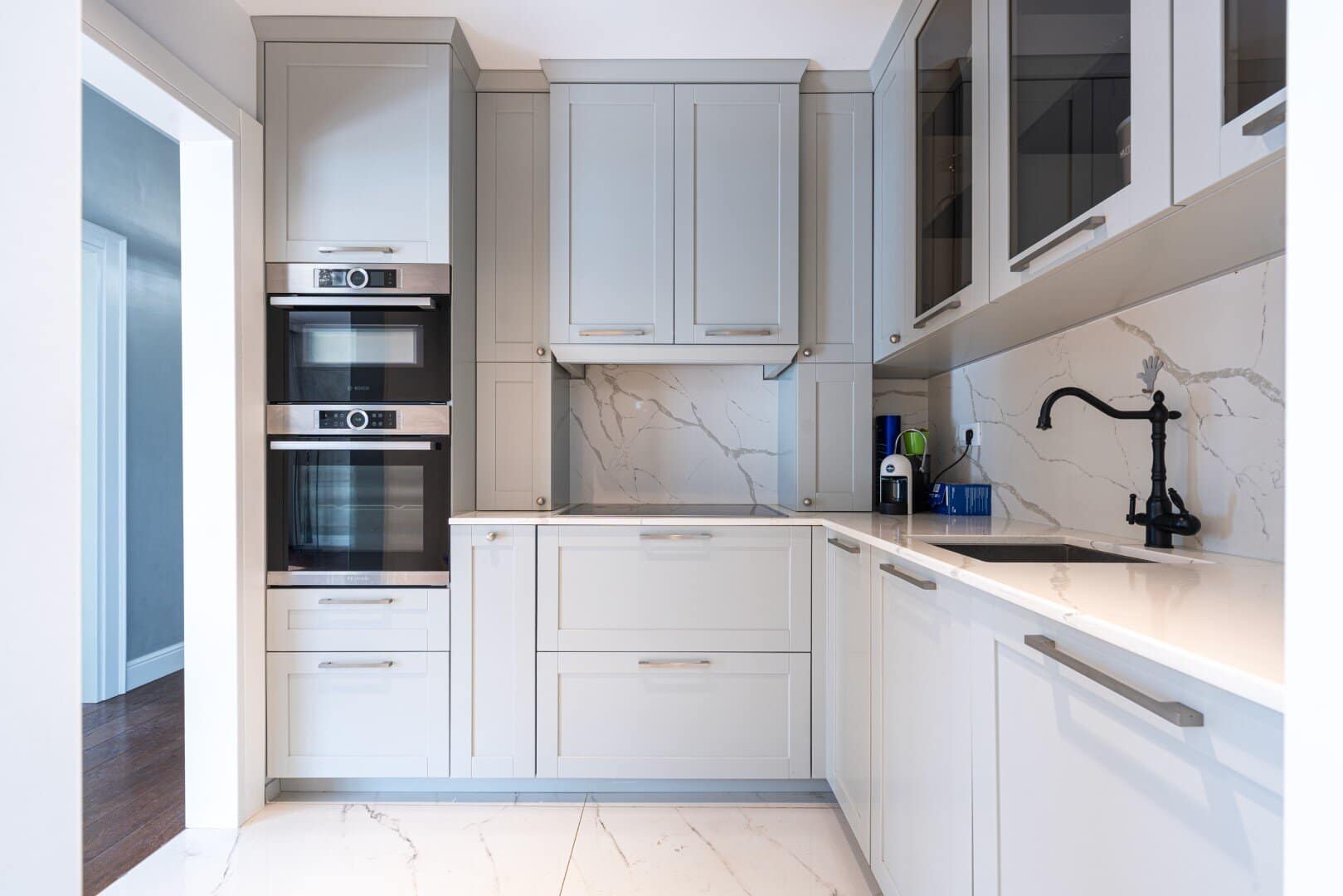 Spacious, two-bedroom apartment with panoramic sea view, Kotor, Dobrota (5)