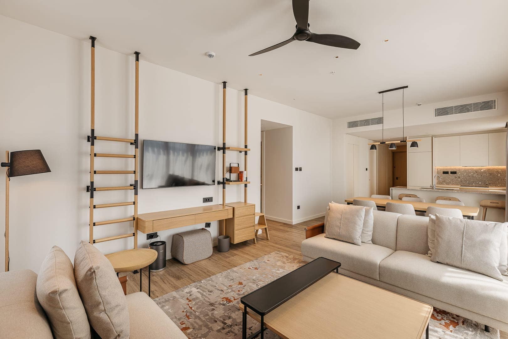 Ostro Penthouse, Boka Place, Porto Montenegro (3)